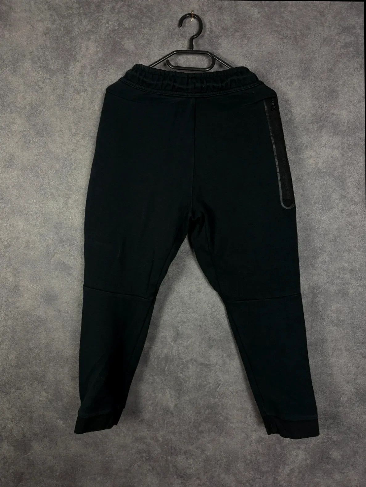 Nike Nike Tech Fleece sweatpants black mini logo Techwear Size US 26 / EU 42 - 5 Thumbnail