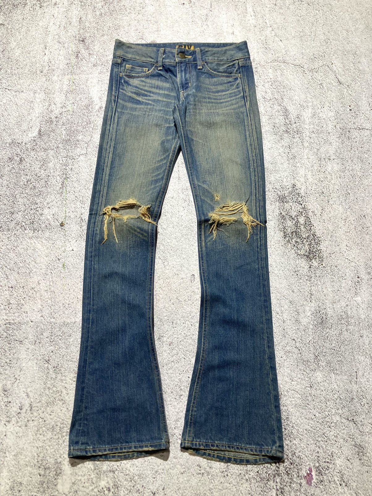 Japanese Brand 🇯🇵 2000s SLY Japan Ripped Bootcut Denim Jeans Pants Blue Wash Size US 26 / EU 42 - 1 Thumbnail
