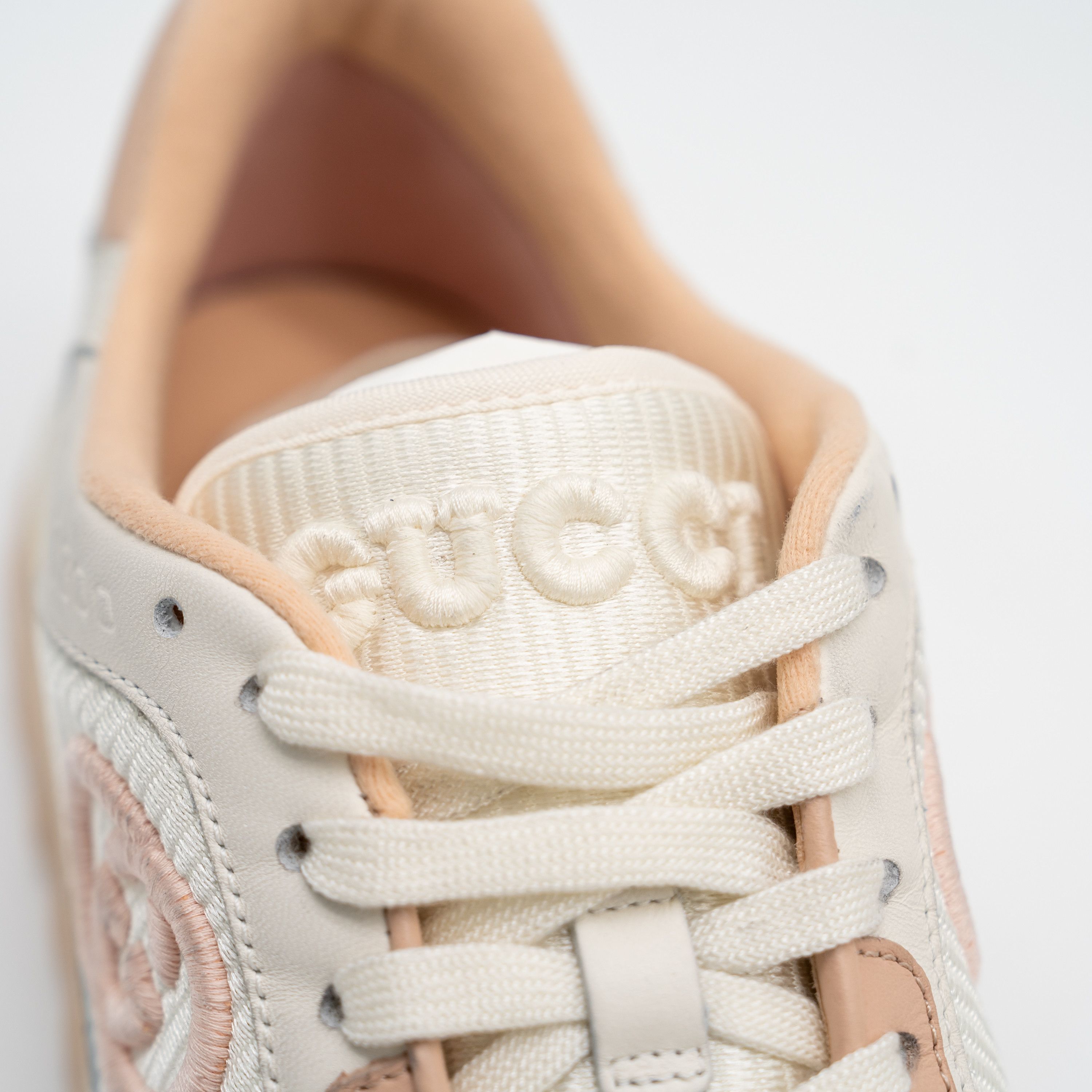 Gucci Gucci MAC80 White Pink GG Distressed Sneakers Size US 8.5 / IT 38.5 - 8 Thumbnail
