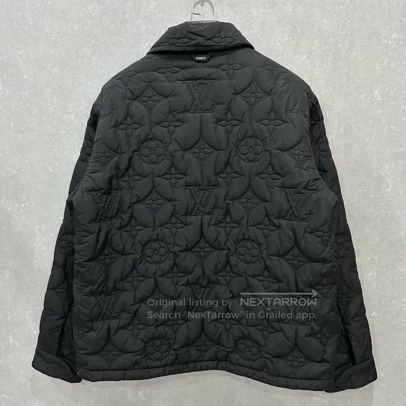 Louis Vuitton Louis Vuitton Embossed and embossed full logo jacket Size US L / EU 52-54 / 3 - 2 Thumbnail