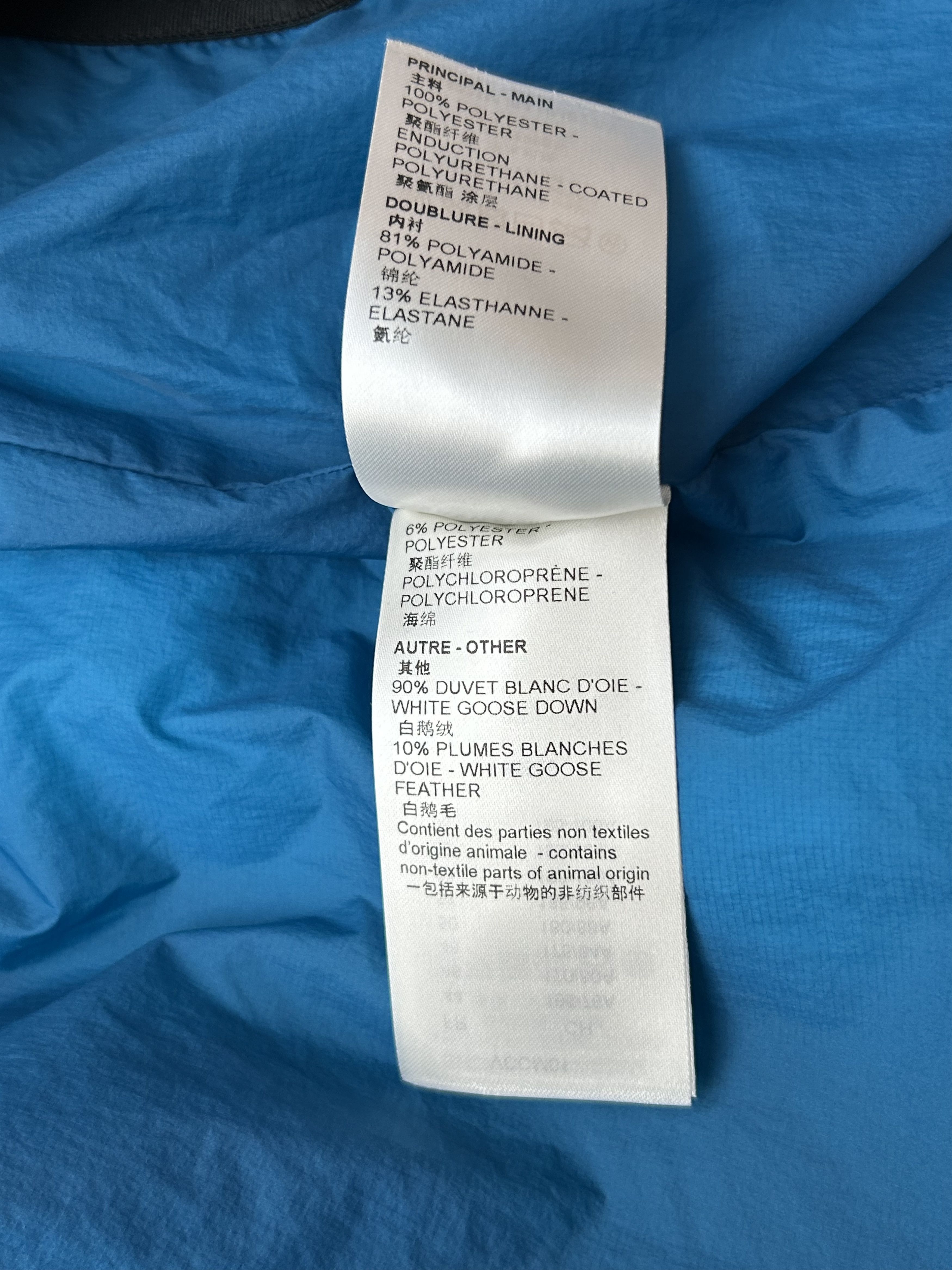 Louis Vuitton Louis Vuitton Blue 2054 Monogram Heat Reactive Puffer Jacket Size US M / EU 48-50 / 2 - 5 Thumbnail