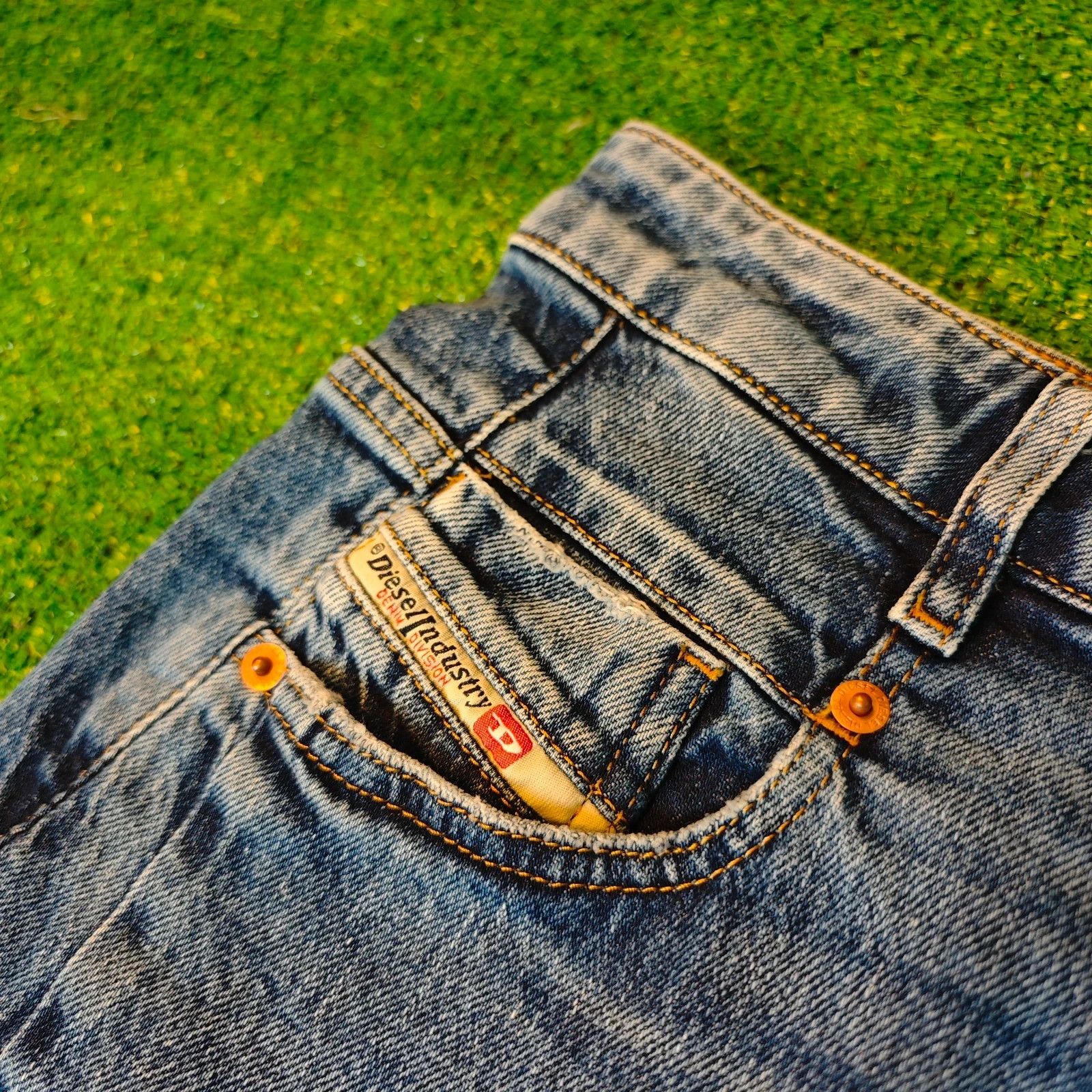 Diesel Diesel Jeans Womens 25 Blue straight zip fly high rise Size 25" / US 0 / IT 36 - 5 Thumbnail