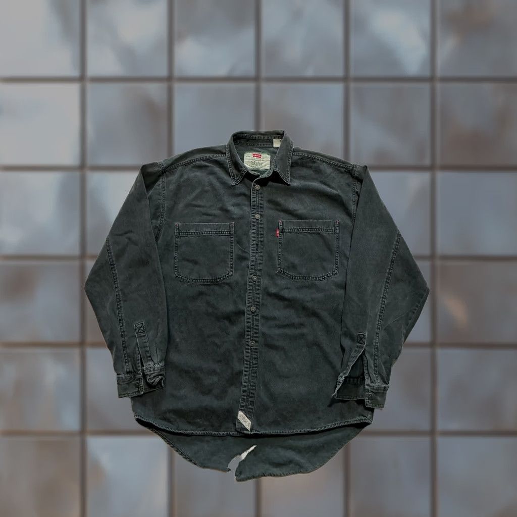 Levi's VINTAGE Levi's Modern Authentics Black Workwear Button-Front L/S Shirt M (1990s) Mens Size US M / EU 48-50 / 2 - 1 Thumbnail