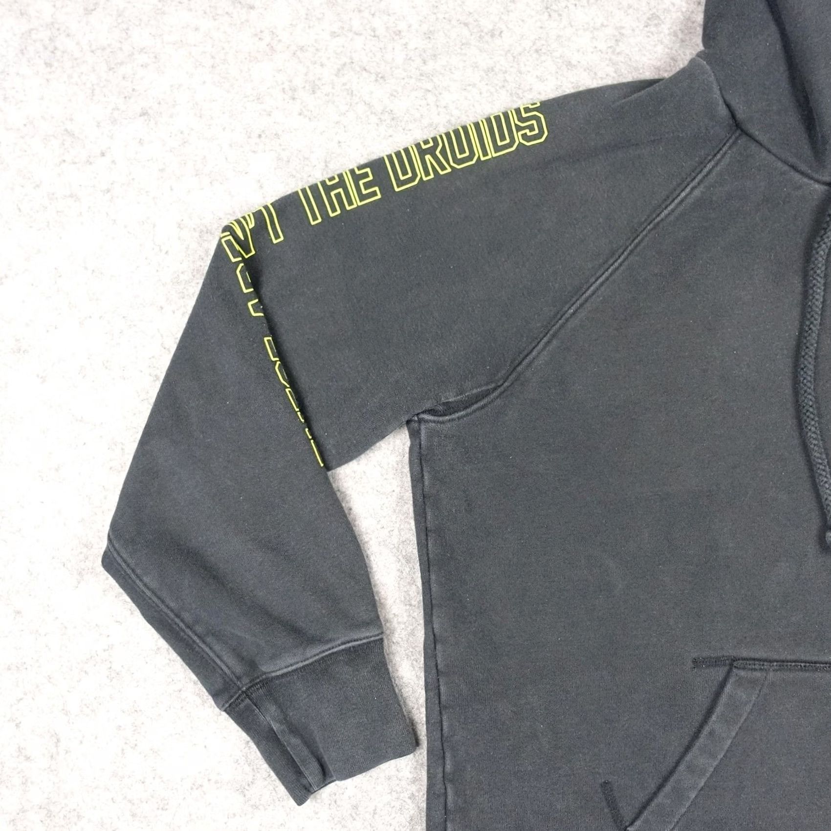 Levi's Levi's Star Wars Hoodie Mens Small Black Pullover Sweatshirt Droids RD D2 Graphic Print Pockets Crewneck Front Logo Size US S / EU 44-46 / 1 - 7 Thumbnail