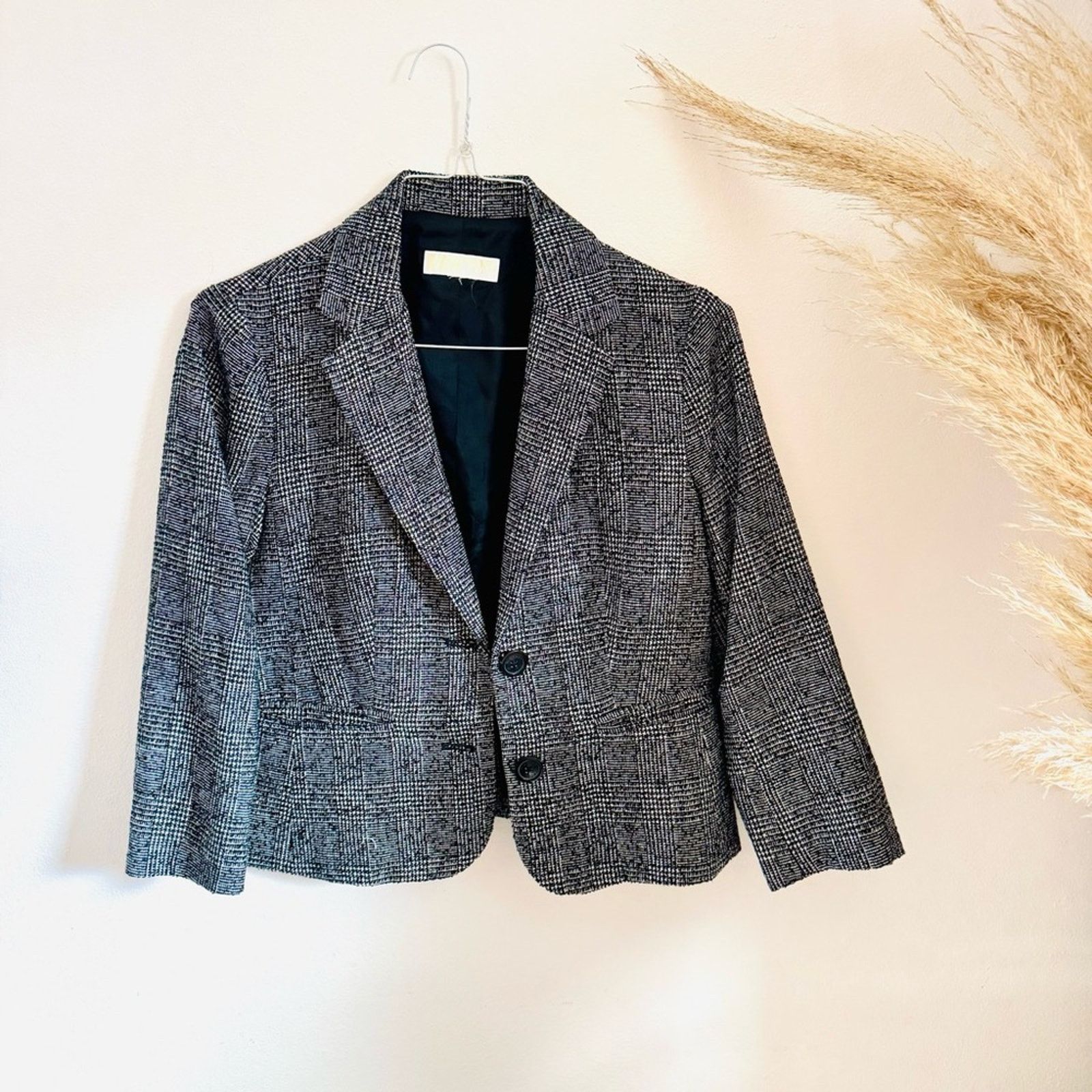 Michael Kors MICHAEL KORS Black White Button 3/4 Crop $198 Blazer Jacket Size S / US 4 / IT 40 - 3 Thumbnail