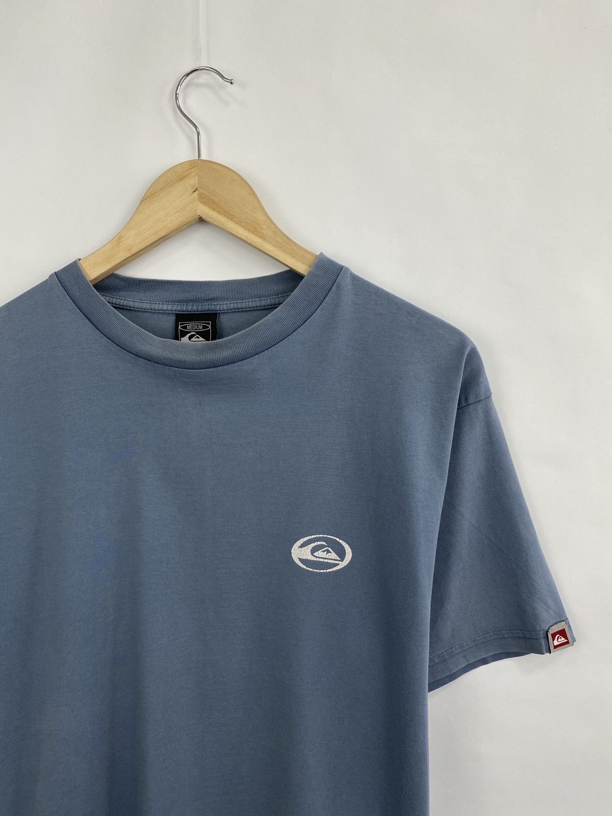 Quiksilver × Vintage Vintage 90s Quiksilver ski skateboard surfing t-shirt Size US M / EU 48-50 / 2 - 6 Thumbnail