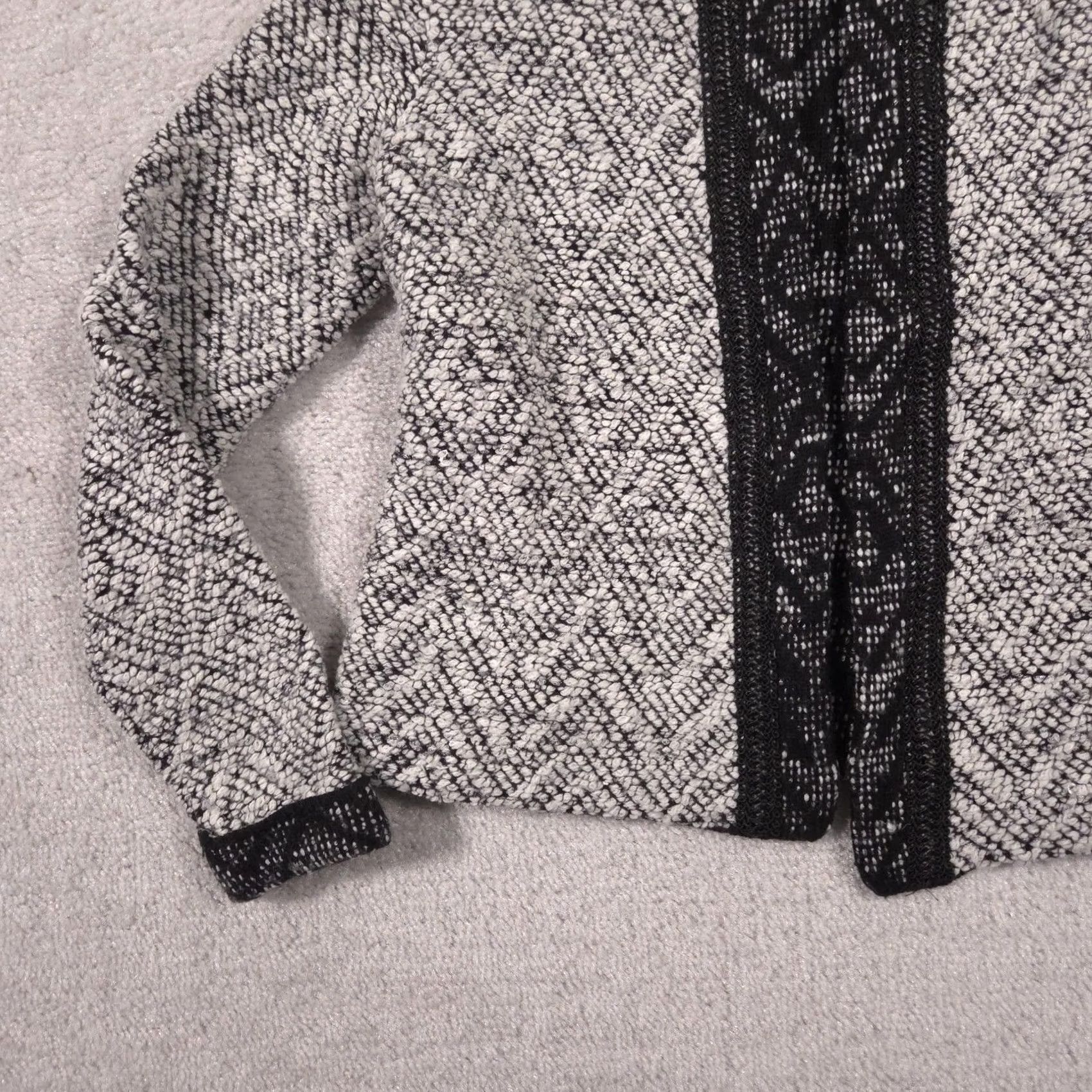 Vintage Chico's Cardigan Sweater Womens 0 Gray Beaded Open Front Geometric Chunky Knit Size XS / US 0-2 / IT 36-38 - 3 Thumbnail