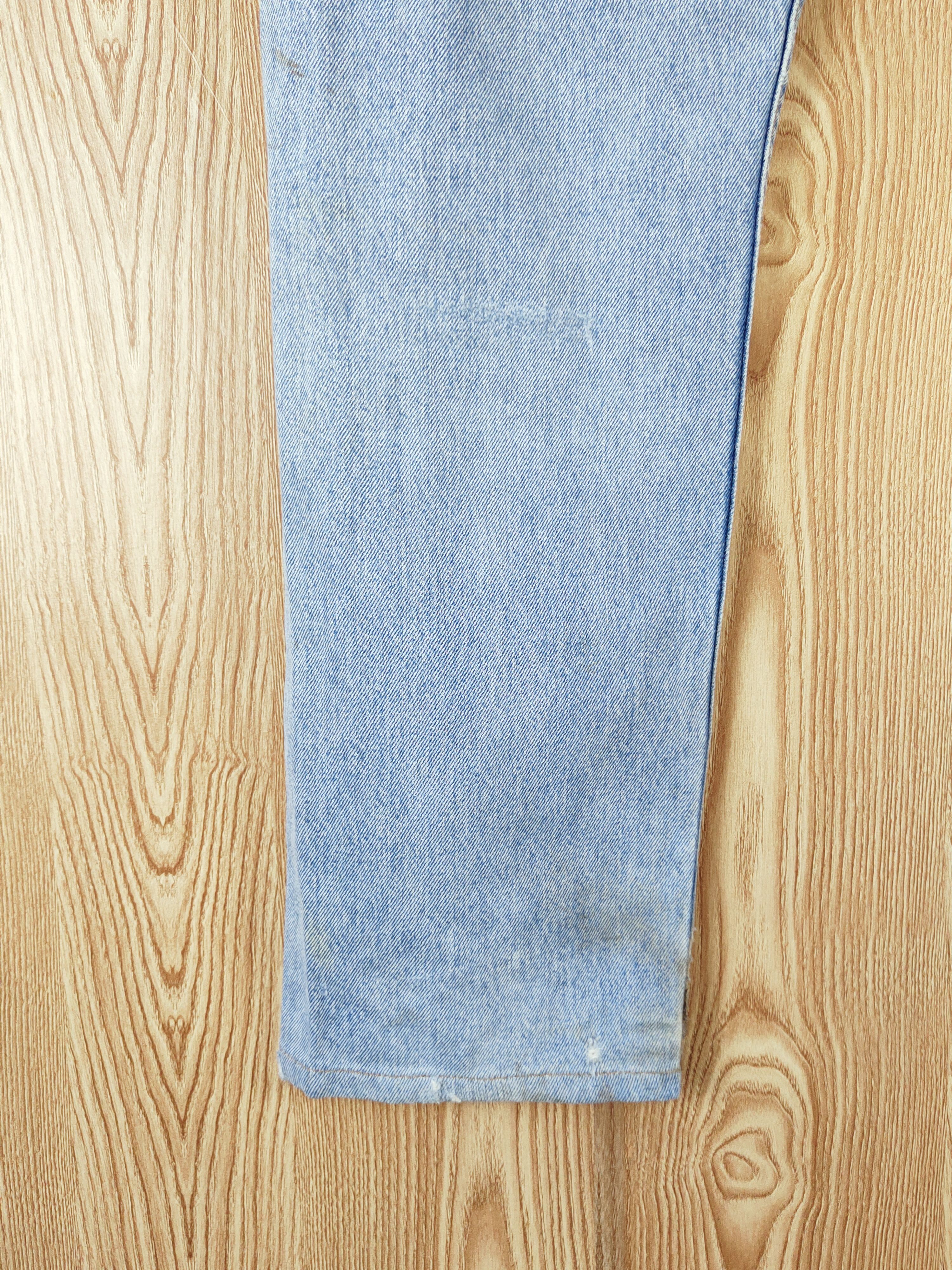 Levi's 501 Levi's Blue Distressed Ripped Jeans #W541 Size US 33 - 9 Thumbnail