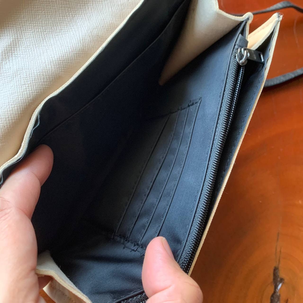 Yohji Yamamoto Y’s by Yohji Yamamoto Small Sling Wallet Leather Bag Size ONE SIZE - 5 Thumbnail