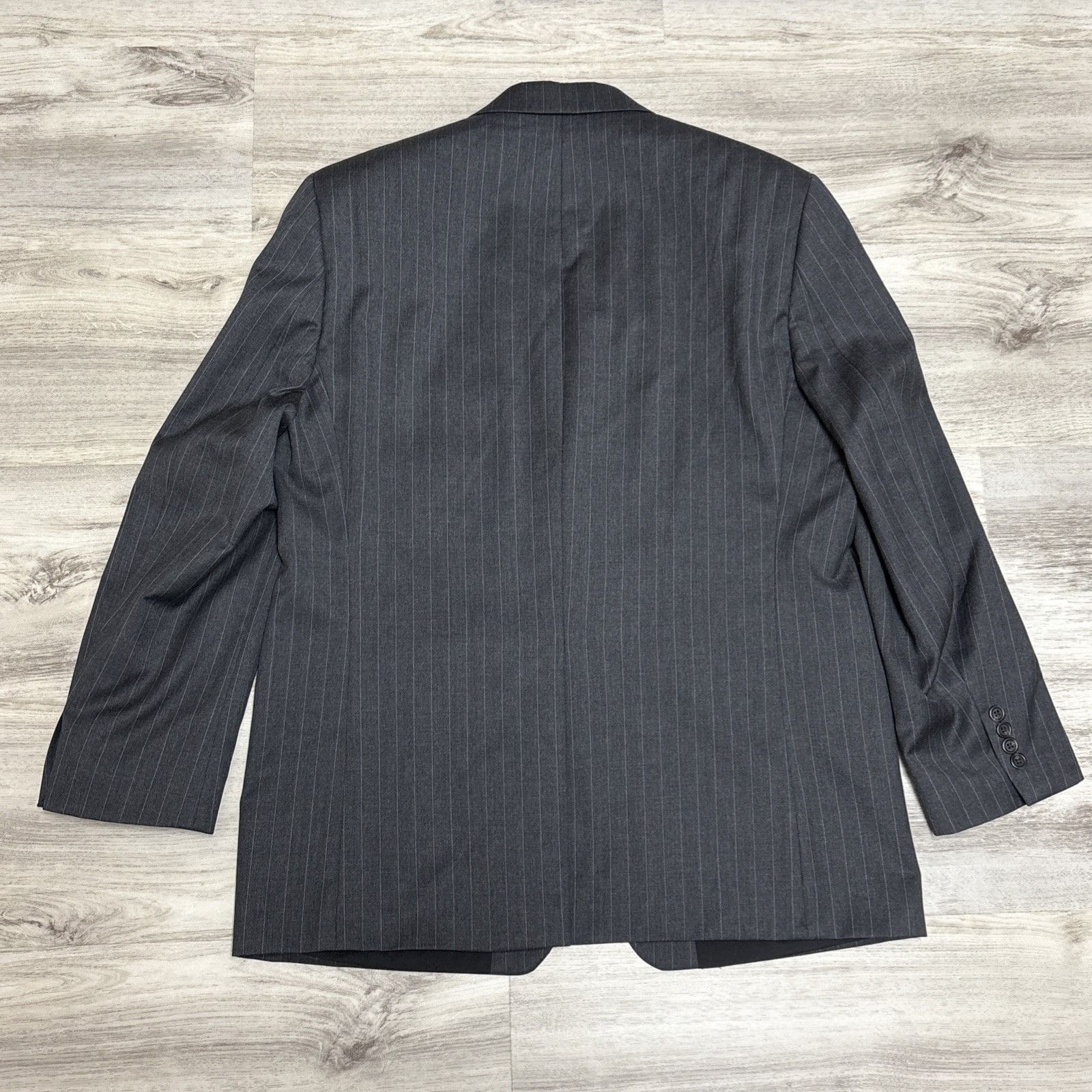Lauren Ralph Lauren Lauren Ralph Lauren Wool Suit Jacket Mens 44R Gray Pinstripe Size 44R - 5 Thumbnail