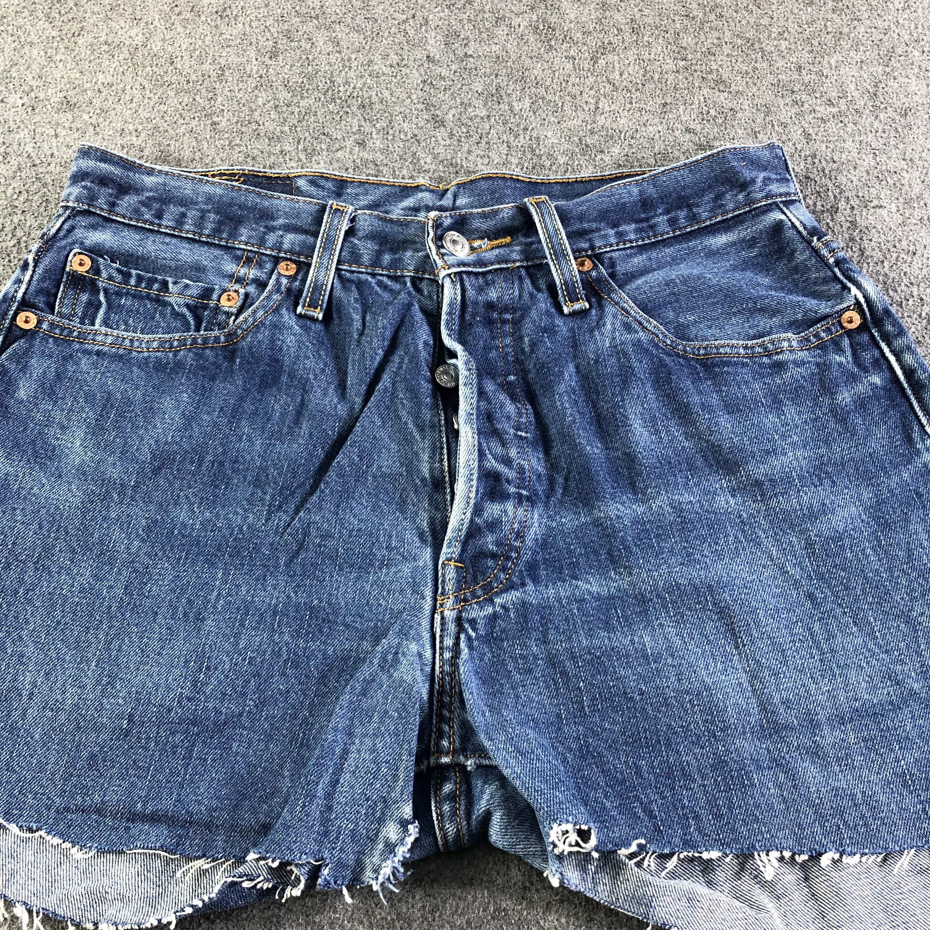 Levi's × Vintage Vintage Blue Wash Levis 501 Jeans-J4455 Size 31" - 3 Thumbnail
