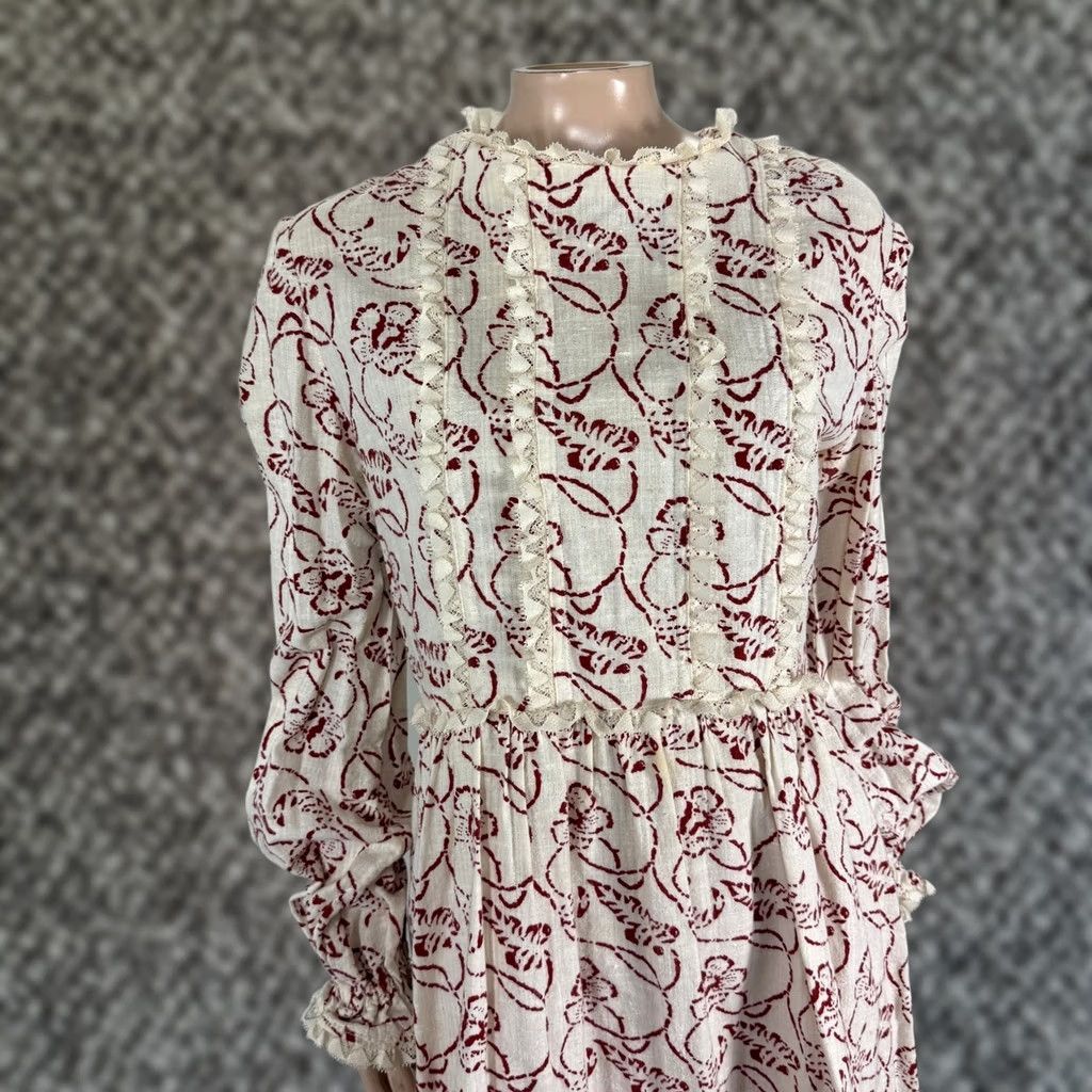 Vintage VINTAGE 70s Dress Blouson Bohemian Cotton White Long Sleeve Handmade Floral D4-10 Size M Adult Size 4XL / US 24-26 - 1 Thumbnail
