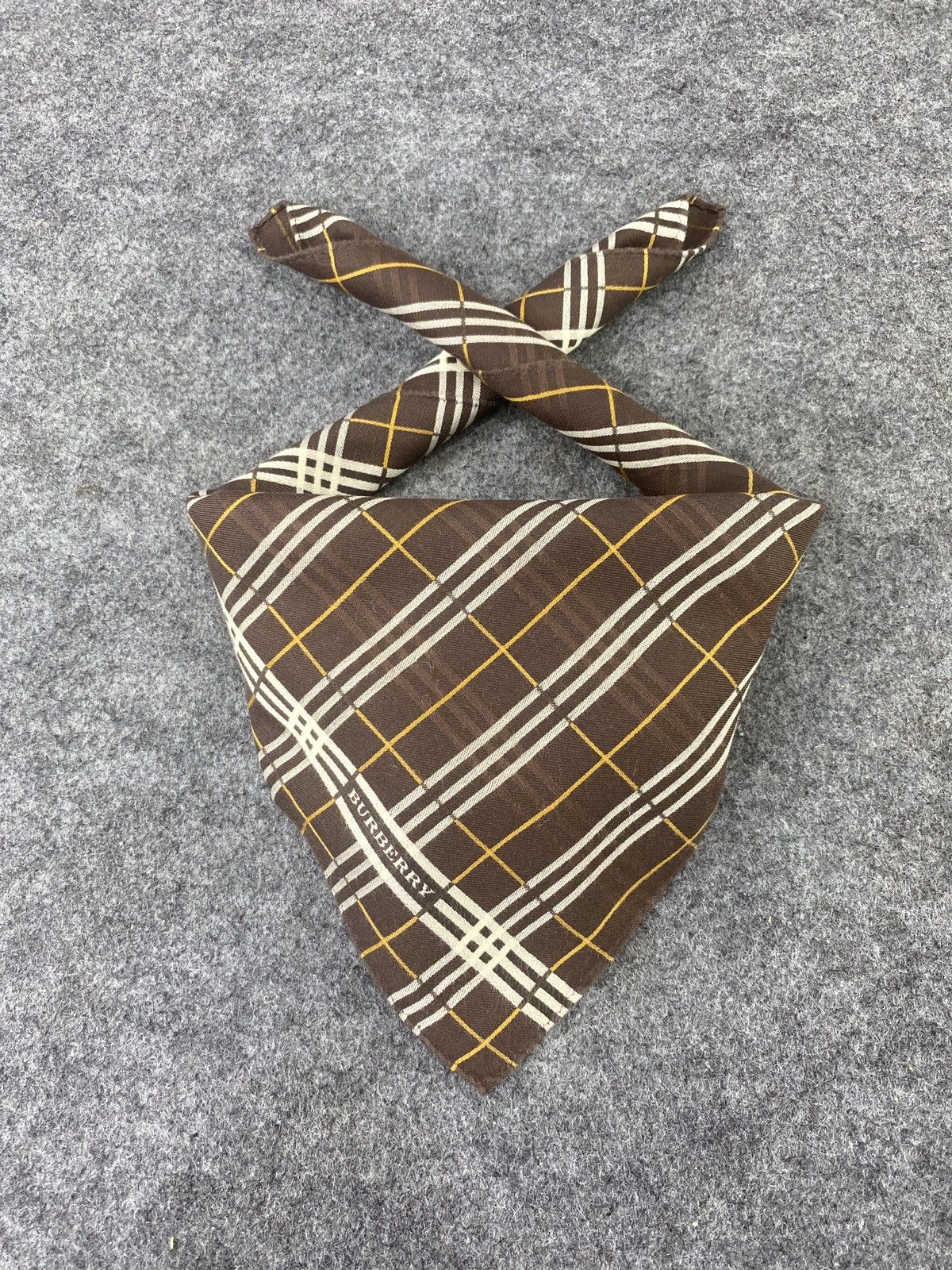 Burberry × Vintage Burberry Handkerchief / Bandana / Neckerchief- B027 Size ONE SIZE - 2 Thumbnail