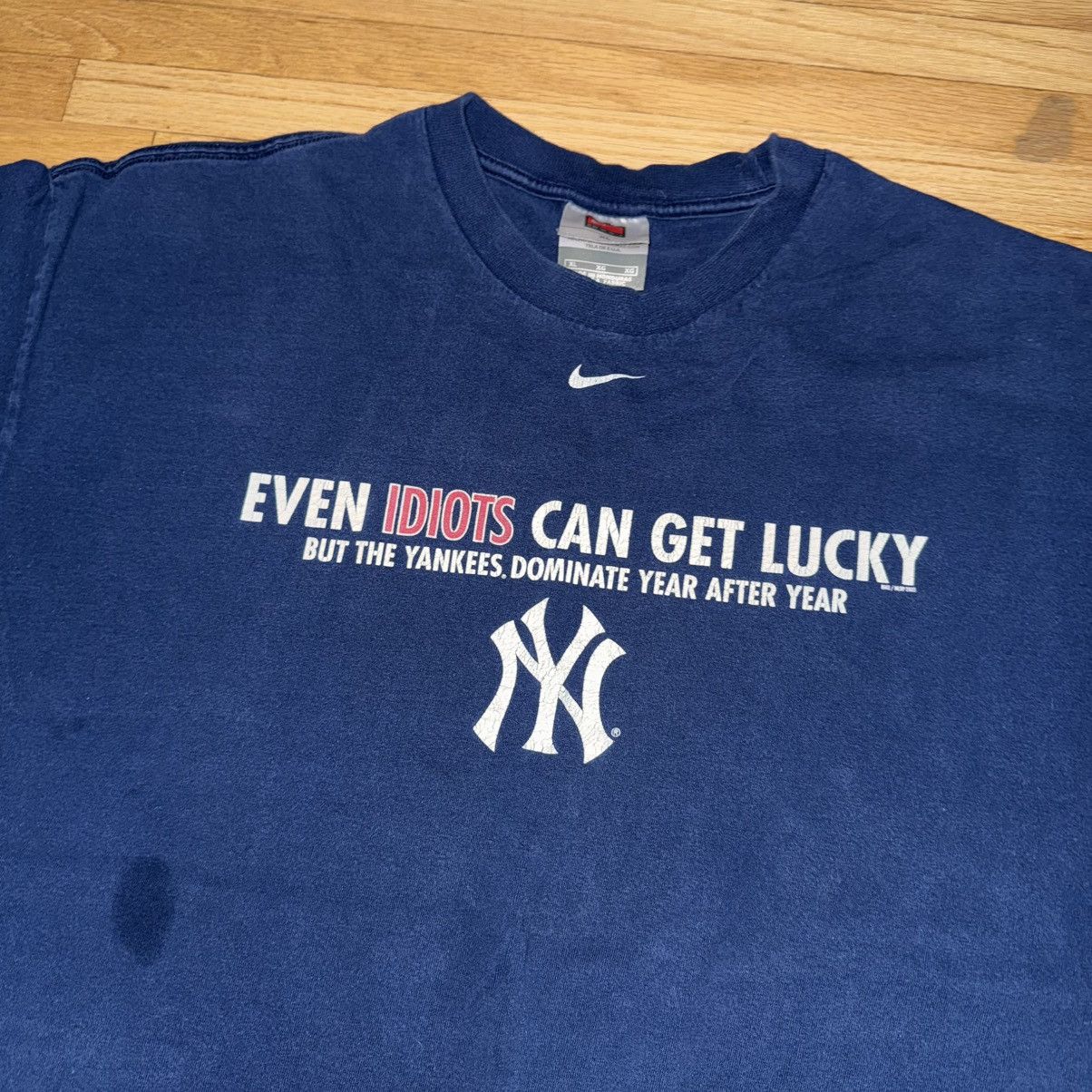 New York Yankees Vintage Yankees Center Nike Logo Shirt Size US XL / EU 56 / 4 - 2 Thumbnail