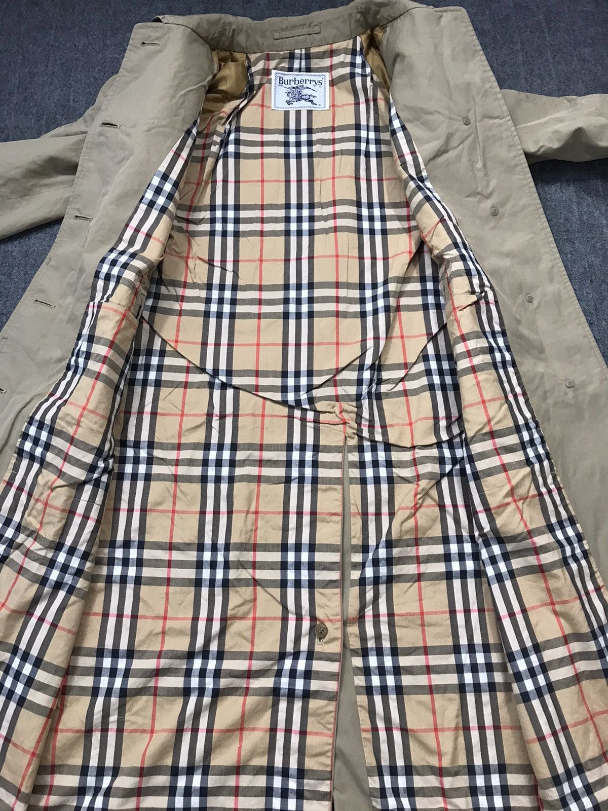 Burberry 90s Burberrys London Trench Coat Jacket Luxury Unisex Wear Size US S / EU 44-46 / 1 - 1 Thumbnail