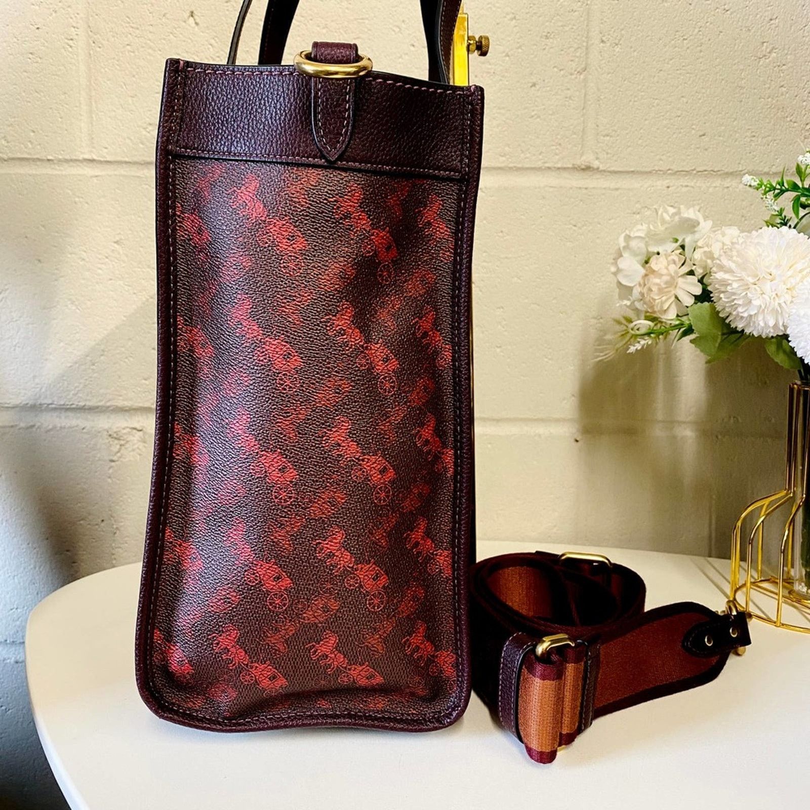 Coach Coach 89143 Field Tote With Horse And Carriage Print IN red Size ONE SIZE - 5 Thumbnail
