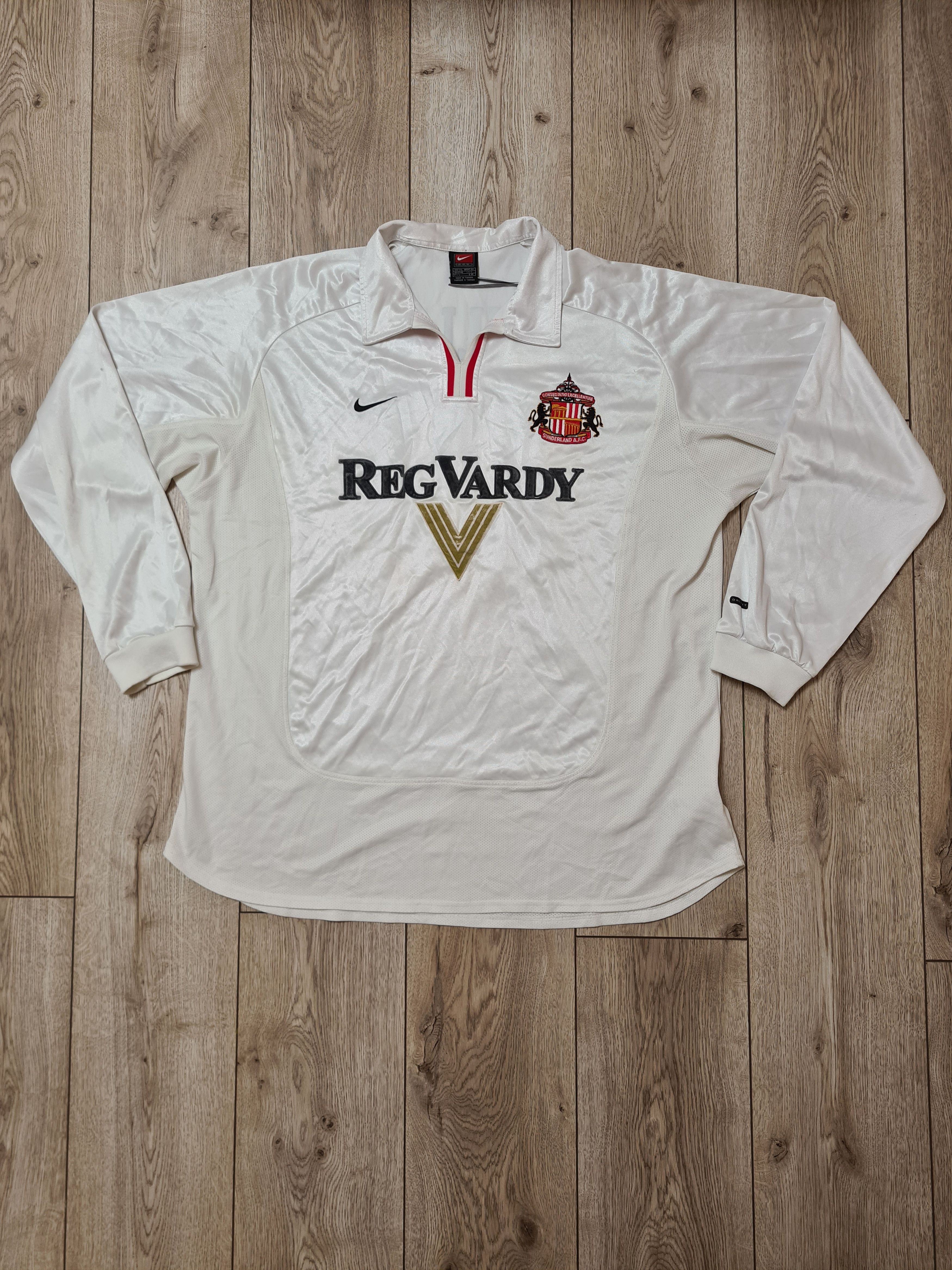 image of Nike x Soccer Jersey Sunderland 2000 2001 Away Phillips Football Soccer Jersey in White (Size 2XL)