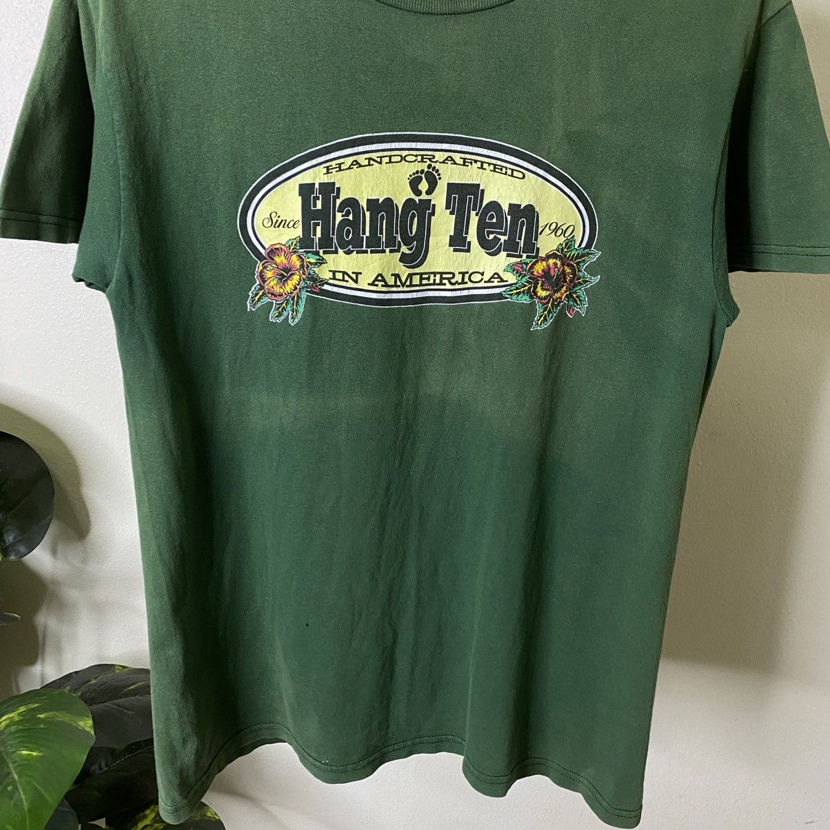 Hang Ten Vintage 2000s Hang Ten Surf Faded Green T Shirt Size US M / EU 48-50 / 2 - 3 Thumbnail