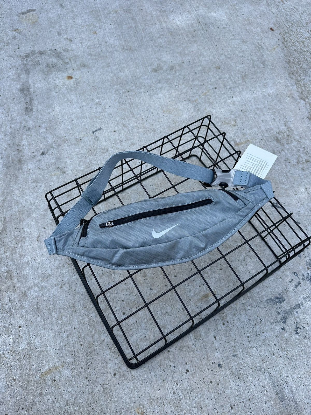 Nike × Vintage Nike Waist Bag Messenger Y2K Drill Size ONE SIZE - 1 Thumbnail