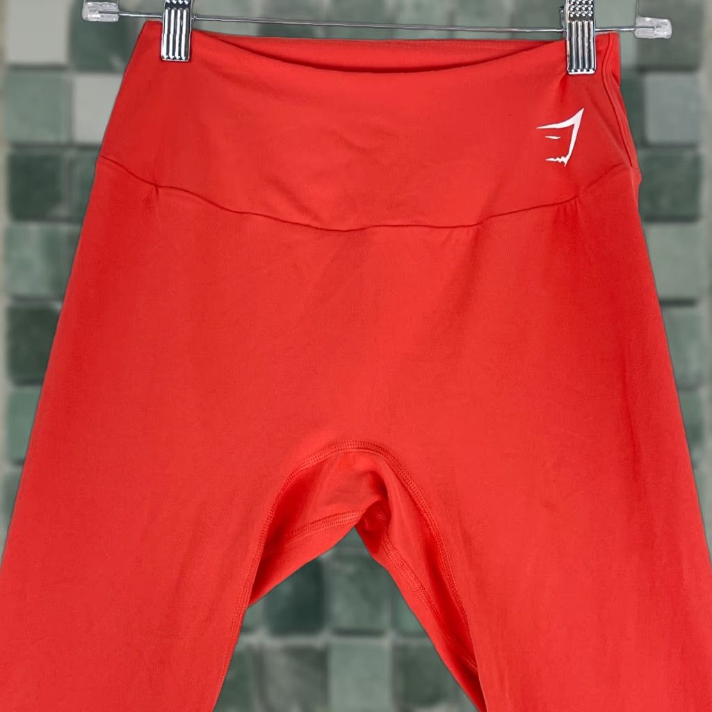 Gymshark Gymshark Leggings Womens Medium Orange Mid-Rise Calf Length Pull On Athletic Style Cropped Inseam 14" Casual Fit Mens Womens Girls Size 32" / US 10 / IT 46 - 1 Thumbnail