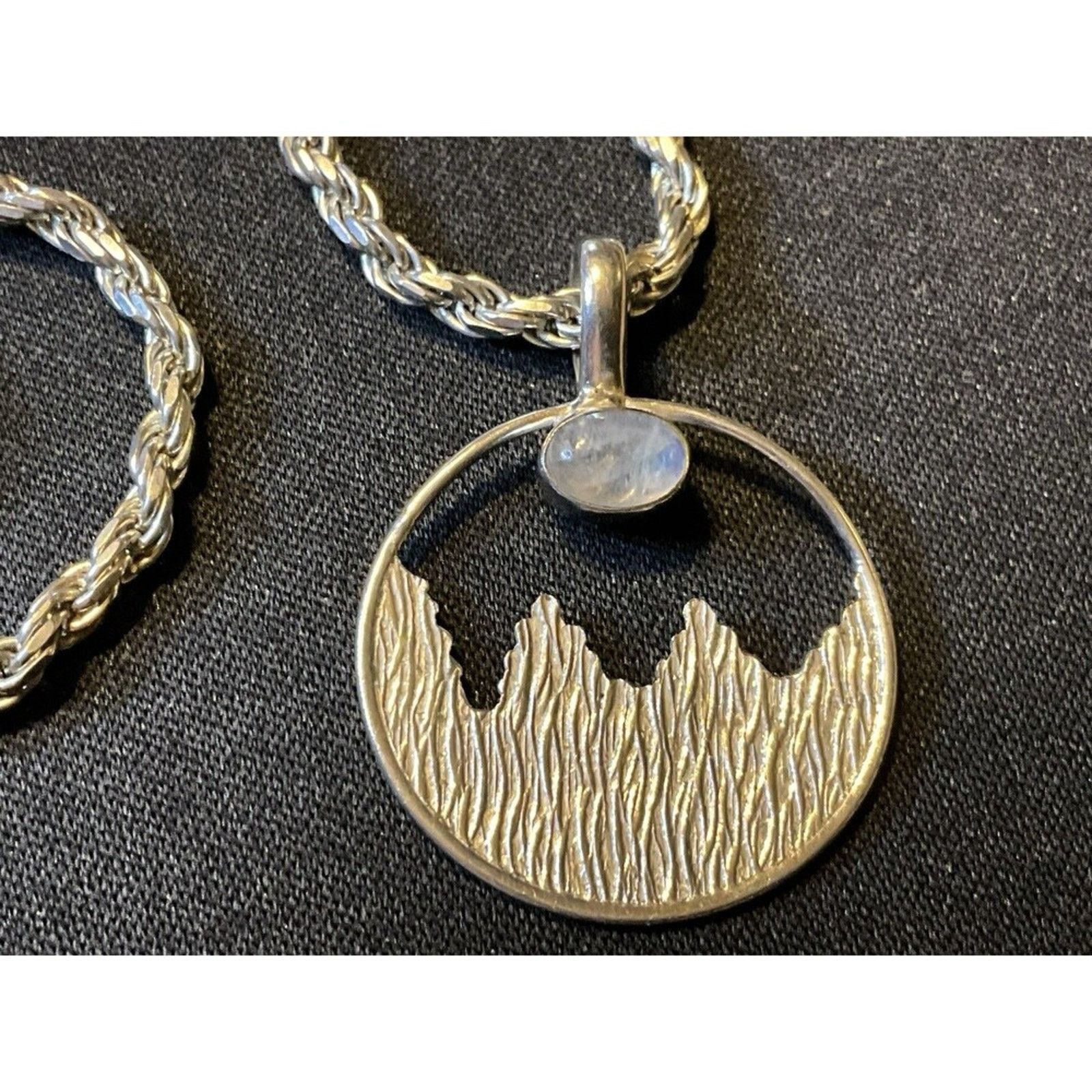 Other 925 Sterling Silver Mountain Scene with 18in Rope Chain Size ONE SIZE - 1 Thumbnail