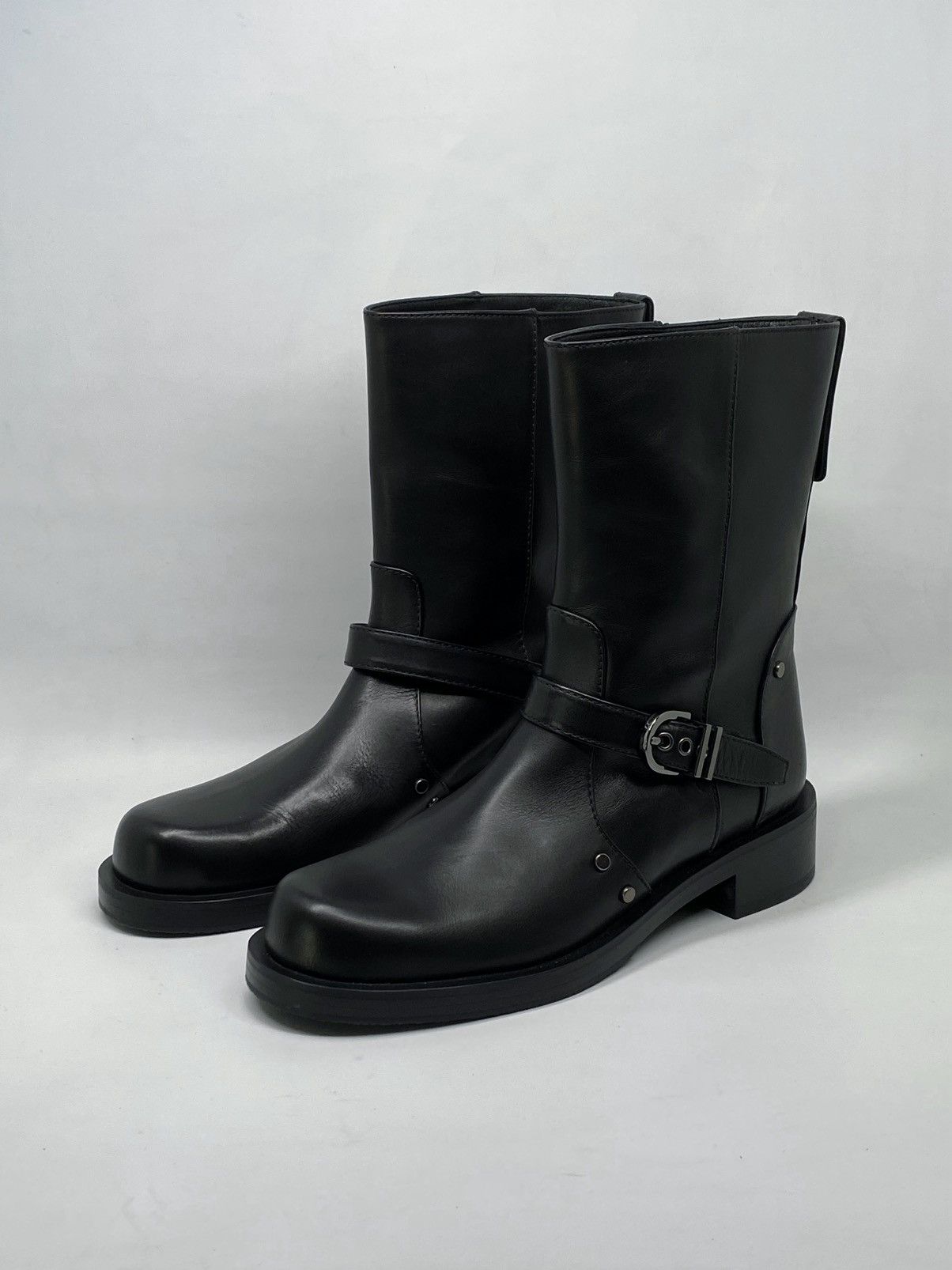 Stuart Weitzman Stuart Weitzman Maverick Pull On Moto Boots size 8 Size US 8 / IT 38 - 4 Thumbnail