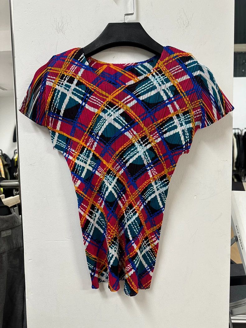 Issey Miyake Issey Miyake Pleats Please Short Sleeve Top- DMC Size US M / EU 48-50 / 2 - 1 Thumbnail