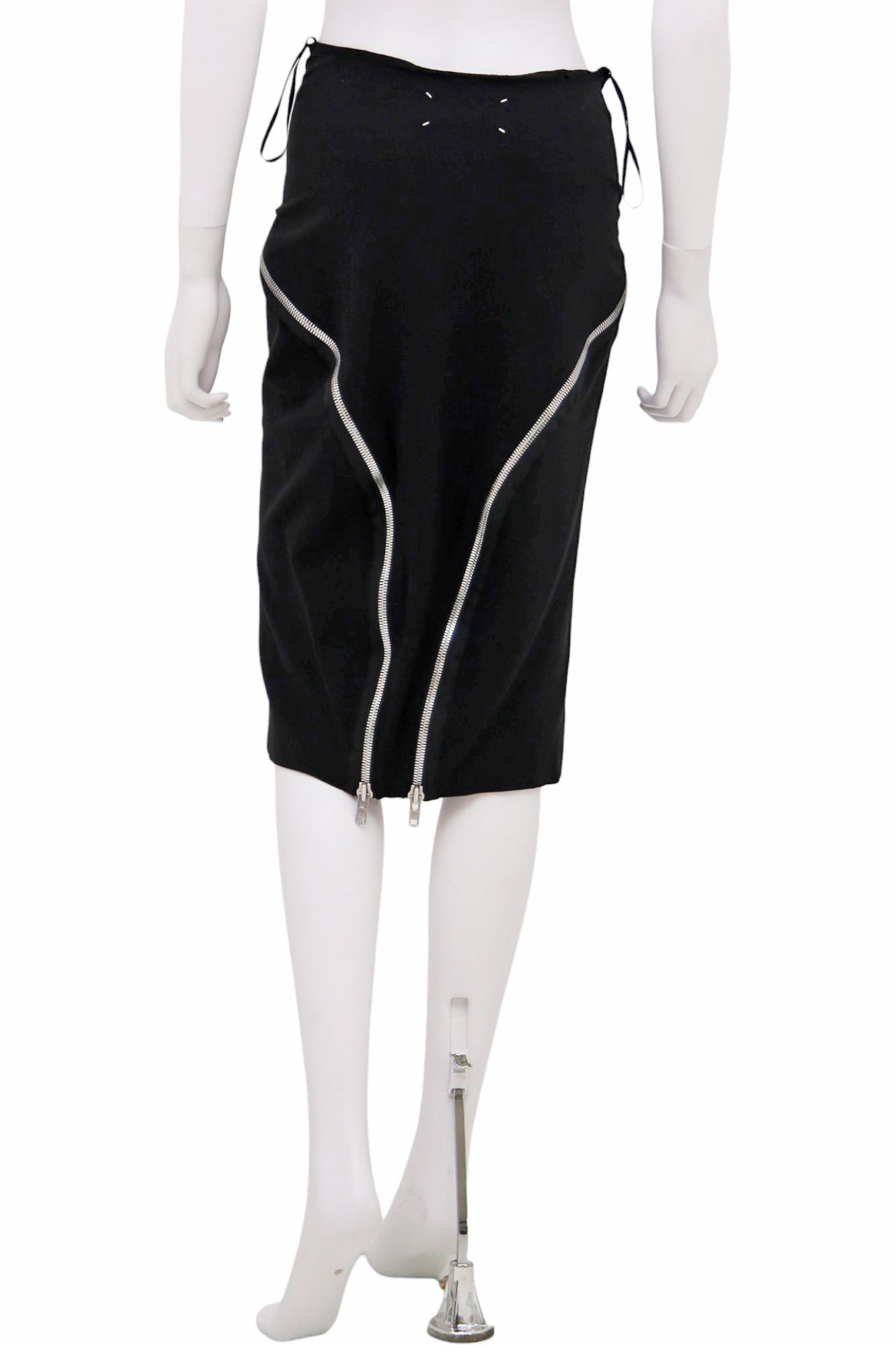 Maison Margiela FW08 Curved Zip Up Skirt Size 28" / US 6 / IT 42 - 4 Thumbnail