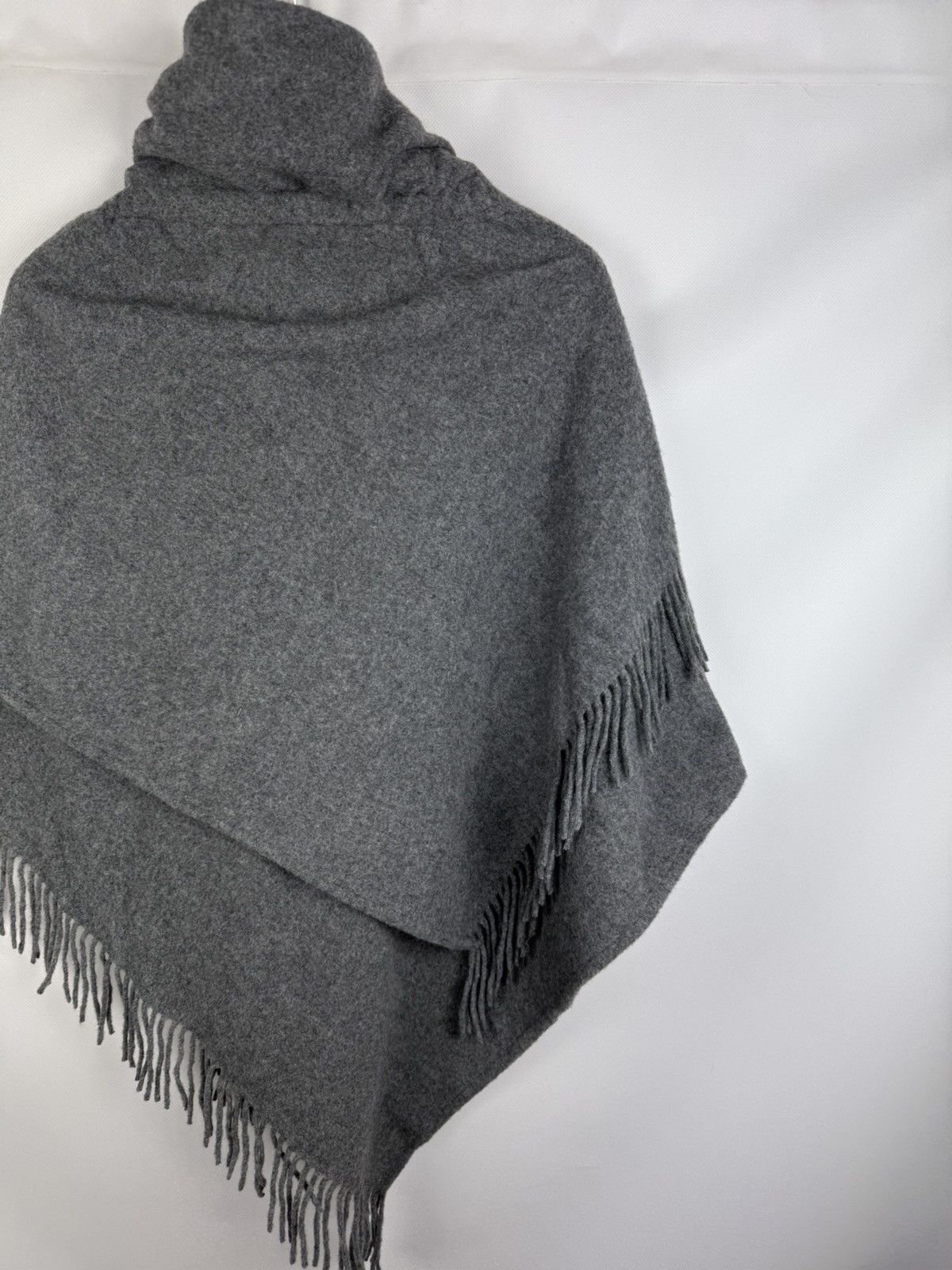 Japanese Brand Rope Ladies Japanese Wool Cape Poncho With Fringe Size ONE SIZE - 11 Thumbnail
