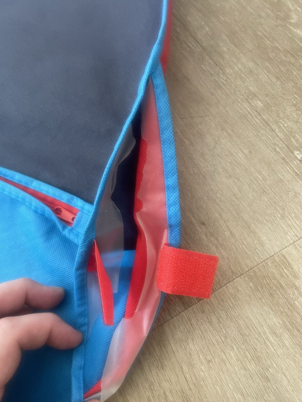 Opening Ceremony Opening Ceremony Mesh Foldable Color Block Suit Travel Bag Size ONE SIZE - 17 Thumbnail