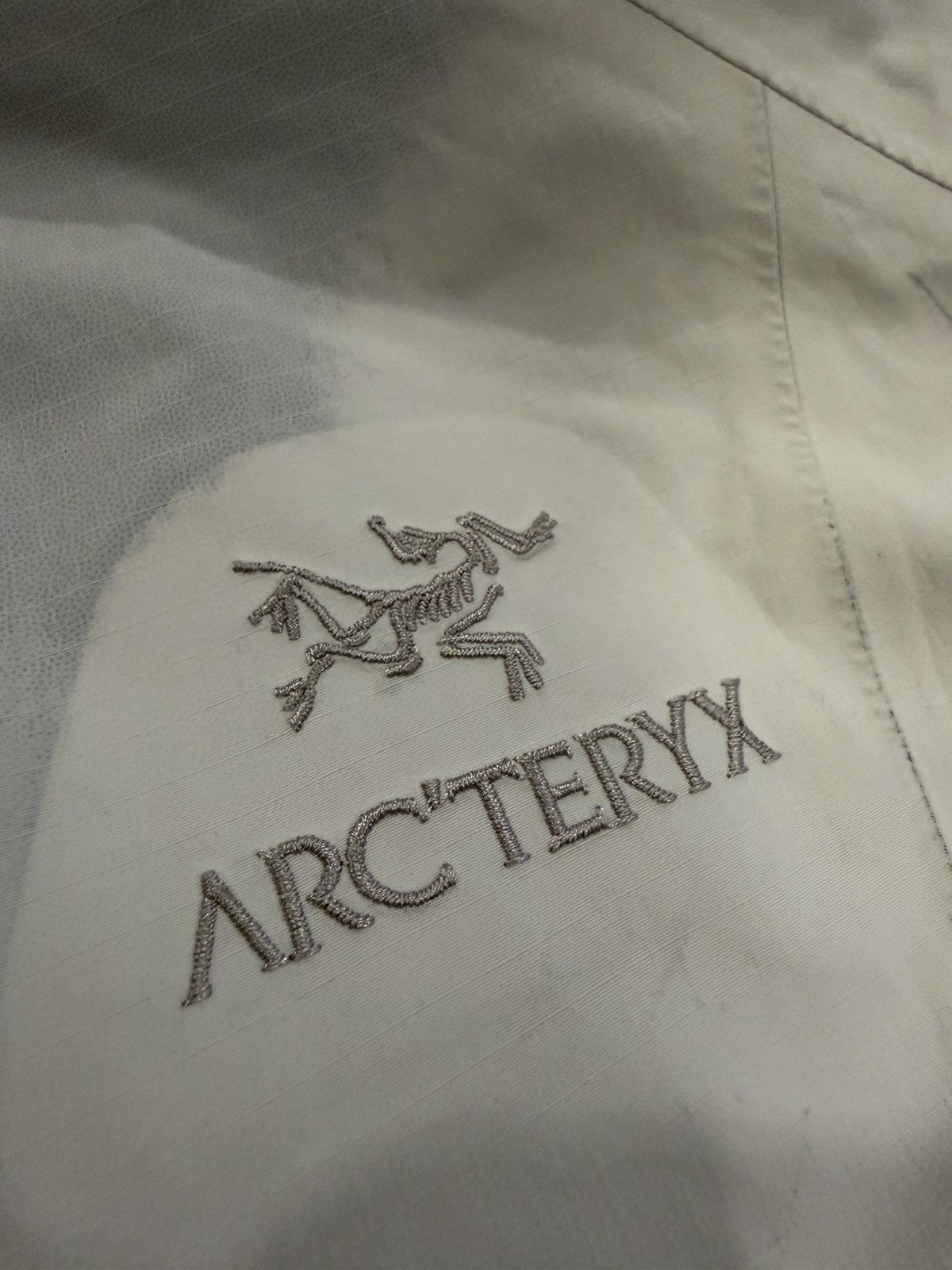 Arc'teryx ARC’TERYX Beta SL White Size US S / EU 44-46 / 1 - 5 Thumbnail