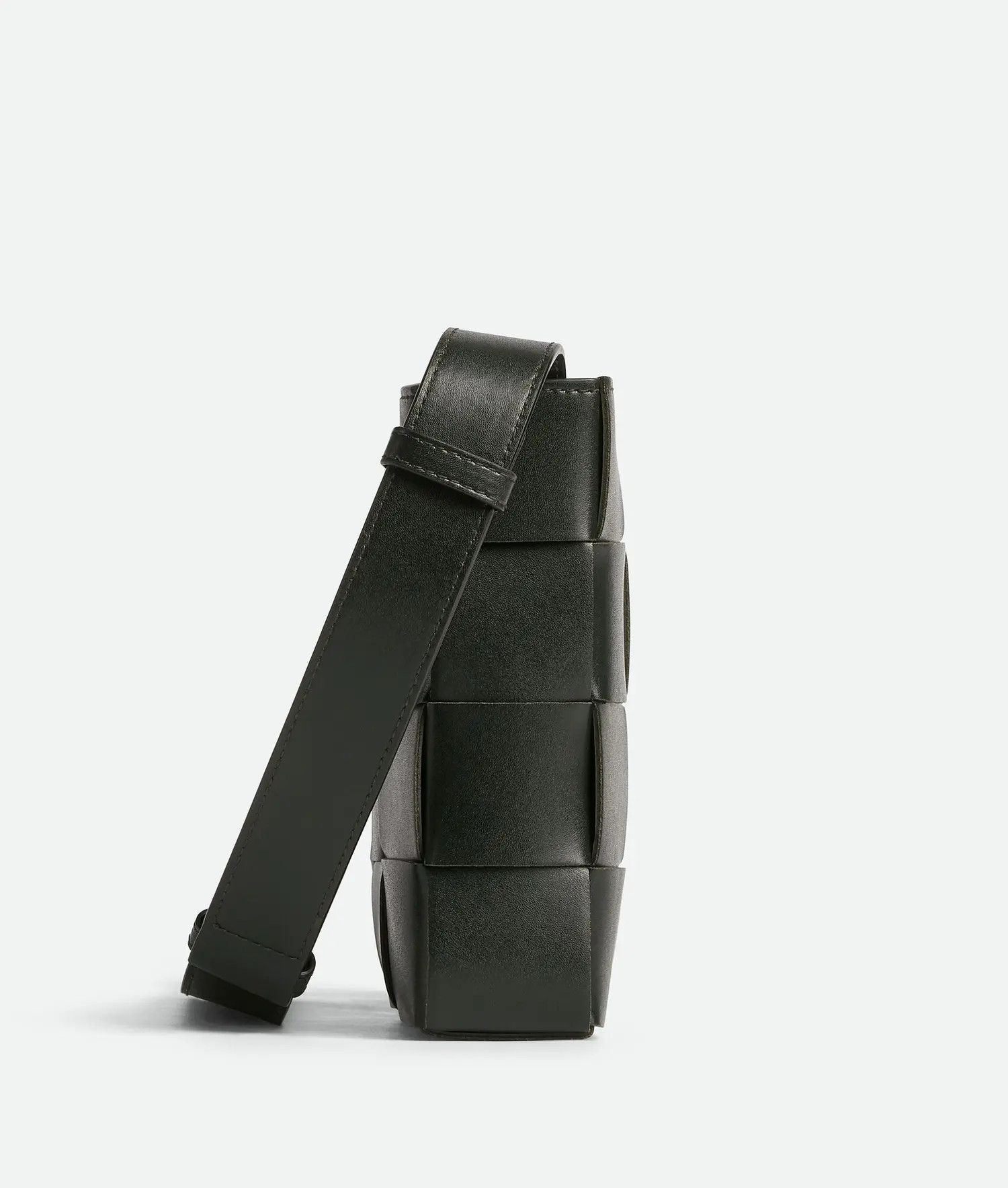 Bottega Veneta o1w1db10125 Size: OS / Mini Crossbody Bag in Dark Green Size ONE SIZE - 2 Thumbnail