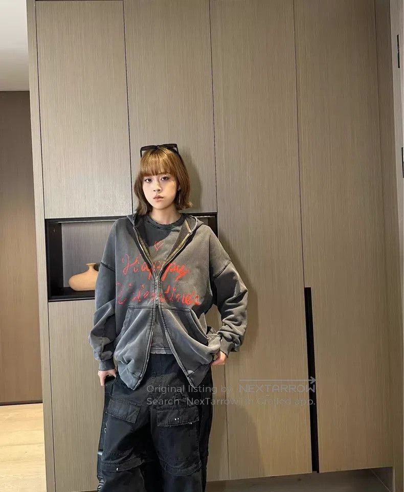 Balenciaga Balenciaga Qixi limited edition graffiti heart hoodie Size US XXS / EU 40 - 6 Thumbnail