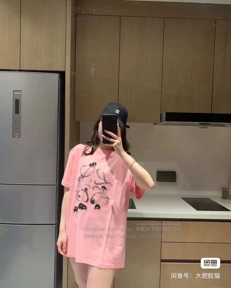 Loewe Loewe Spirited Away Limited Edition Pink Short-sleeve T-sh Size S / US 4 / IT 40 - 6 Thumbnail