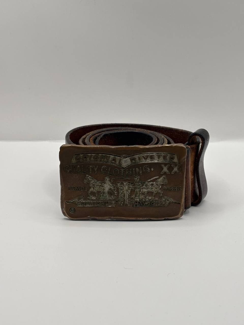 Levi's MADE IN ITALY Vintage Levi's Two Horse Pull Plaque Belt Size ONE SIZE - 1 Thumbnail