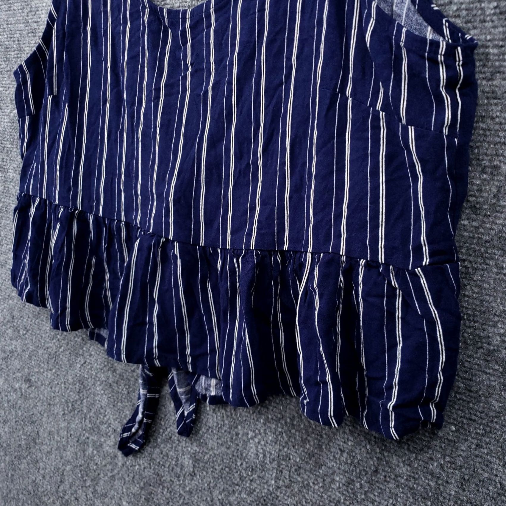 Pacsun Pacsun Top Womens M Medium Blue White Striped Tank Cropped Sleeveless Shirt Womens M Blue Striped Tank Size M / US 6-8 / IT 42-44 - 4 Thumbnail