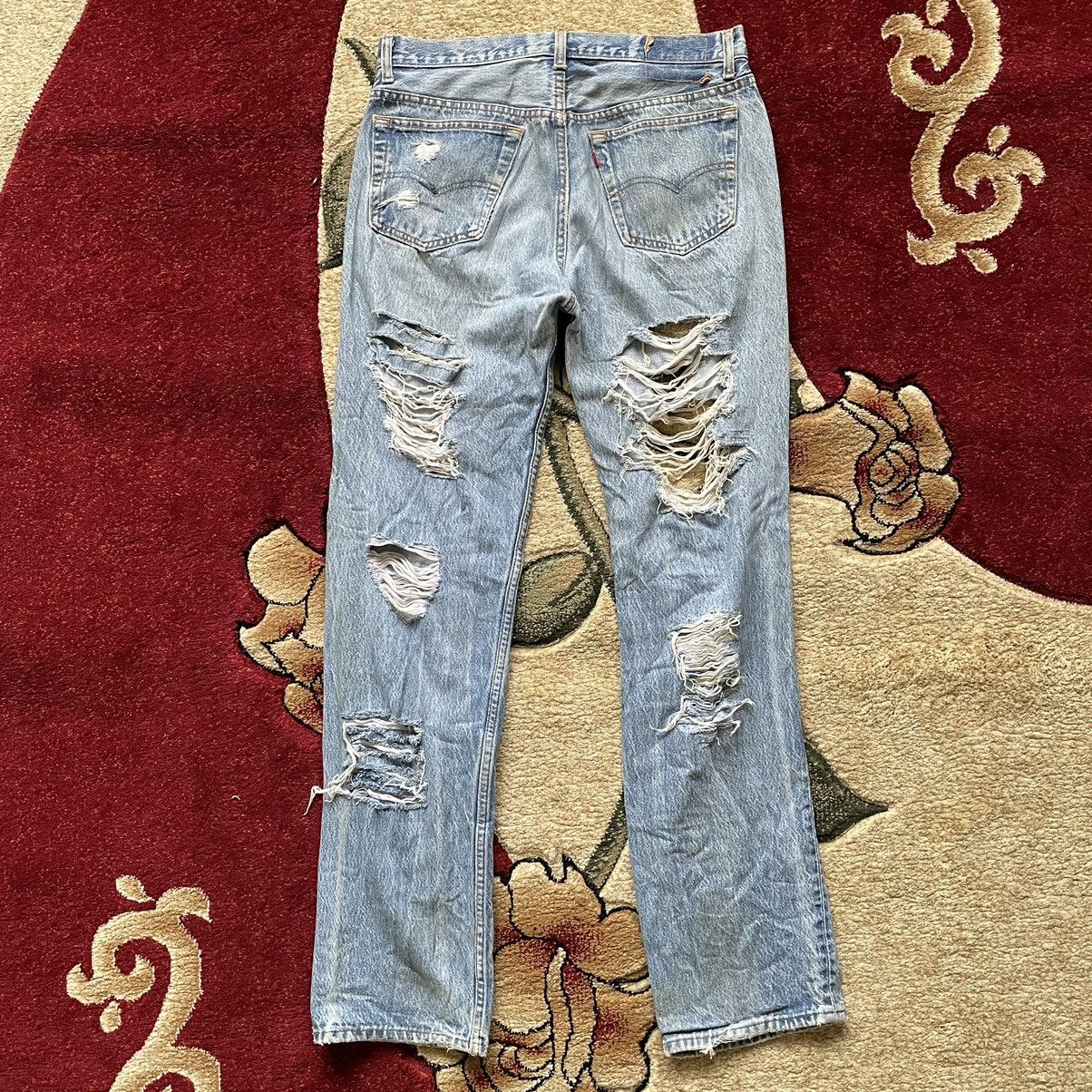 Levi's × Vintage Vintage Levi’s 501 Distressed Jeans USA Size US 33 - 2 Thumbnail