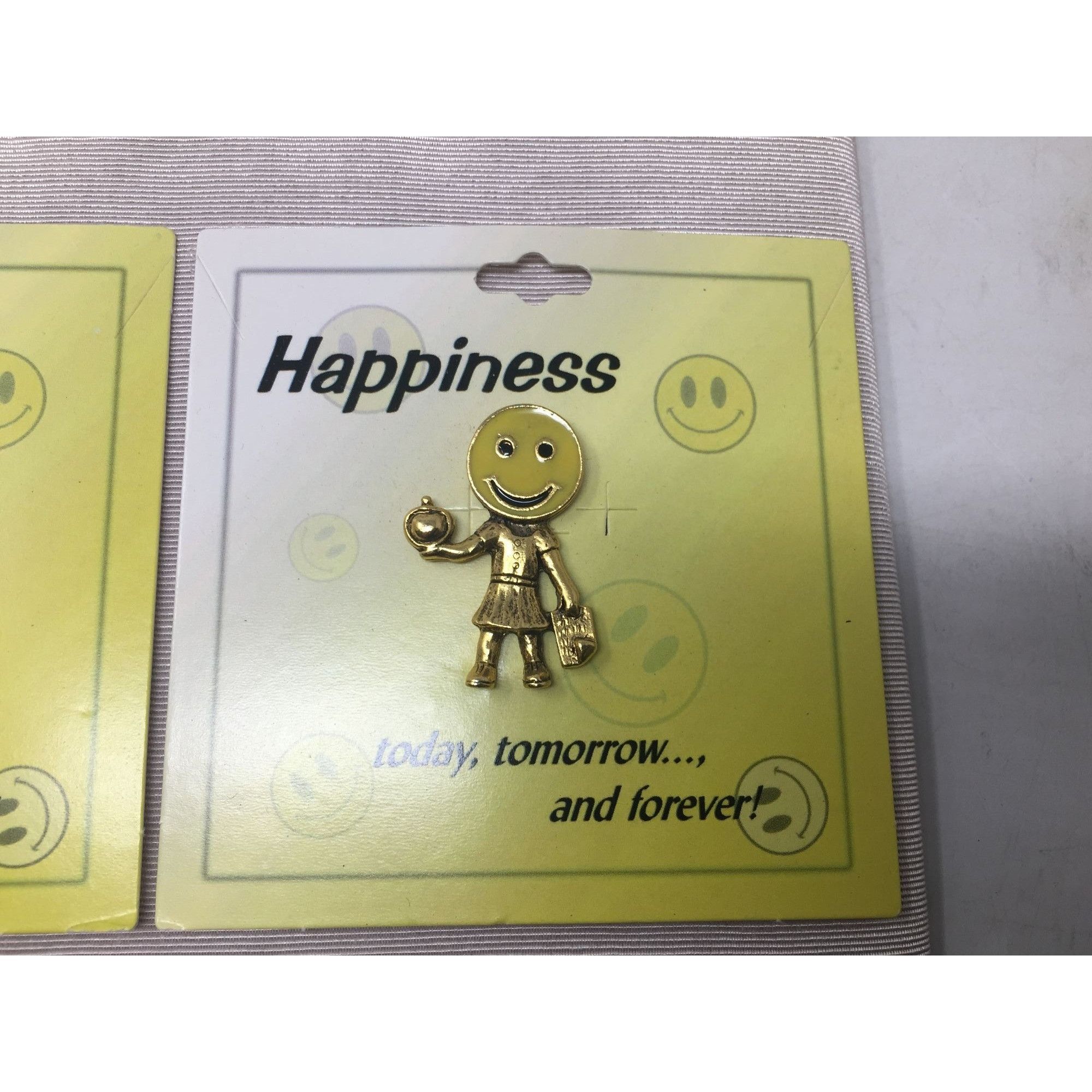 Other Happiness today, tomorrow and forever Collectible Smiley Fac Size ONE SIZE - 6 Thumbnail