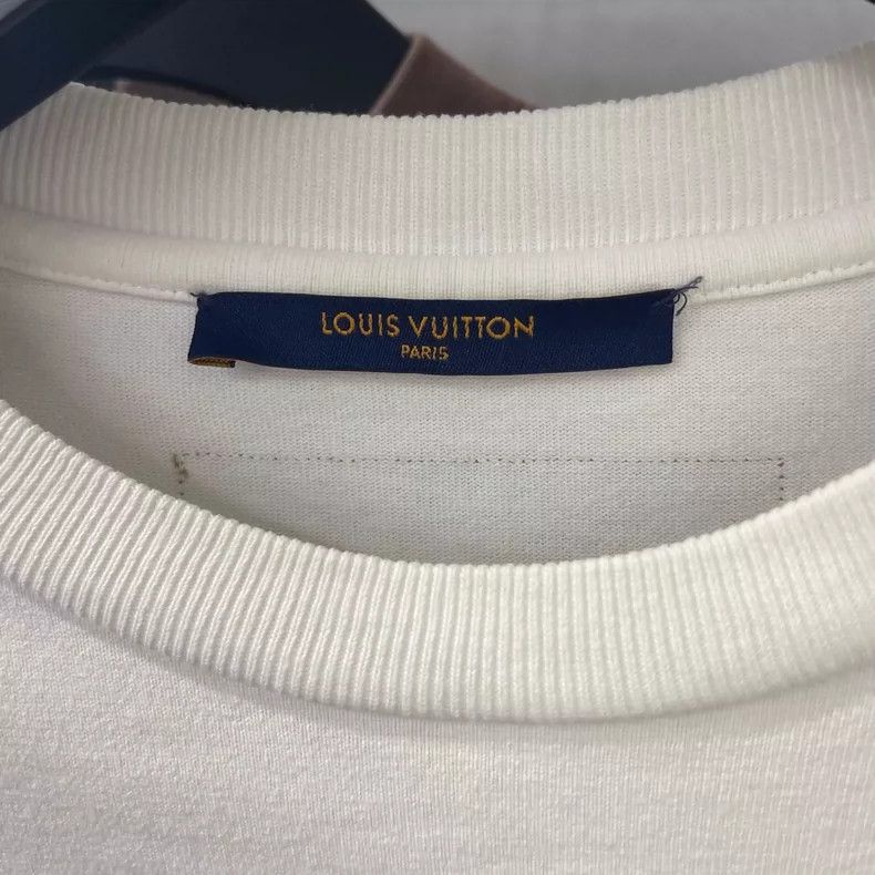 Louis Vuitton Louis Vuitton SS22 short sleeves Size US S / EU 44-46 / 1 - 3 Thumbnail