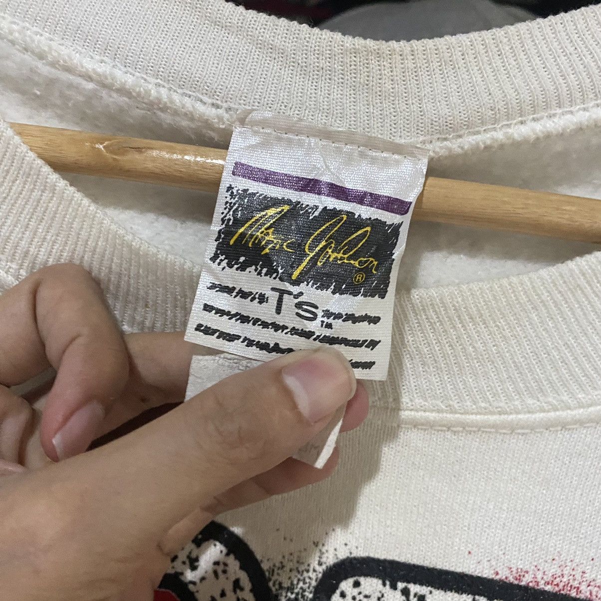 NBA × Vintage Vintage 90’s Chicago Bulls CRAYON DESIGN By Magic Johnson Size US L / EU 52-54 / 3 - 13 Thumbnail