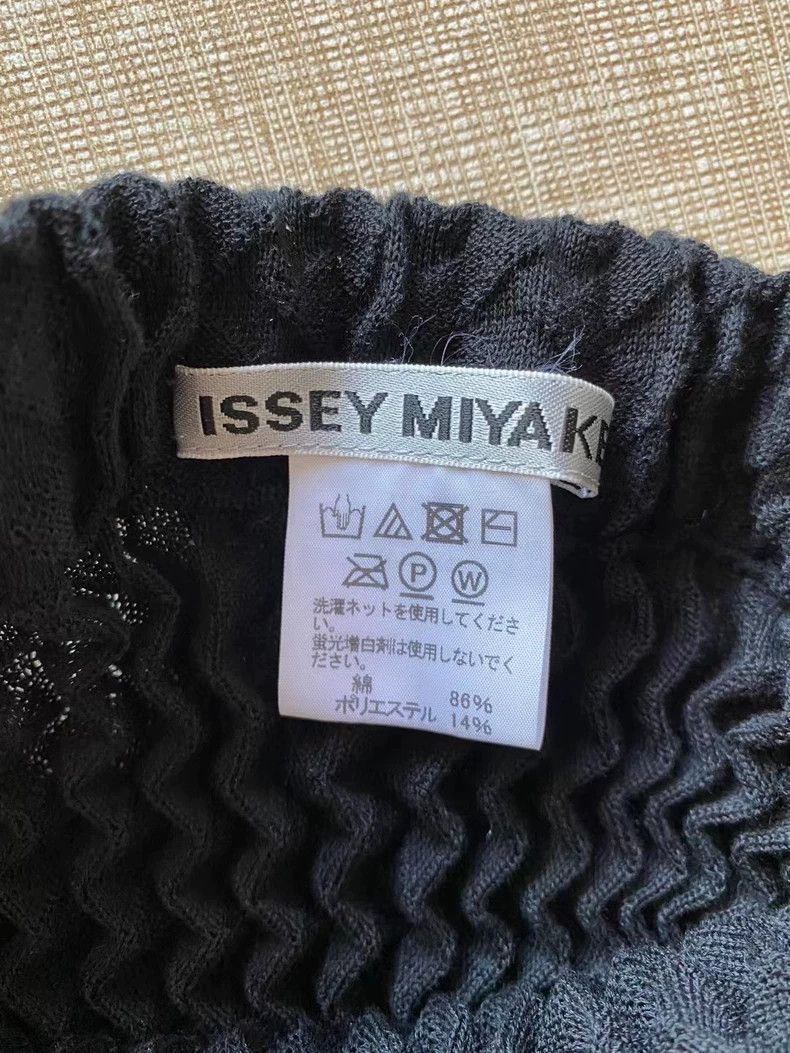 Issey Miyake issey miyake size：2 Pleated mixed cotton casual pants 2505 Size US 26 / EU 42 - 3 Thumbnail
