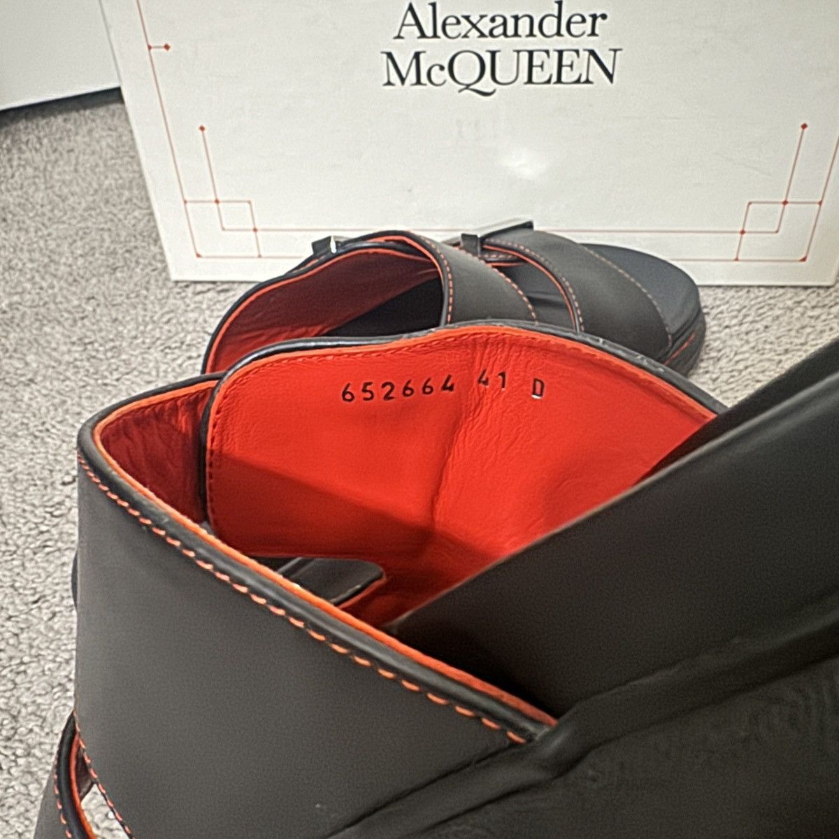 Alexander McQueen Alexander McQueen Leather Sandals in Black/Red US 8/EU 41 Size US 8 / EU 41 - 3 Thumbnail