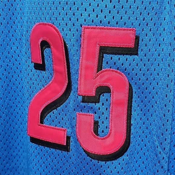 Other Dwayne Wade Basketball Jersey Size Medium NWT Size US M / EU 48-50 / 2 - 6 Thumbnail