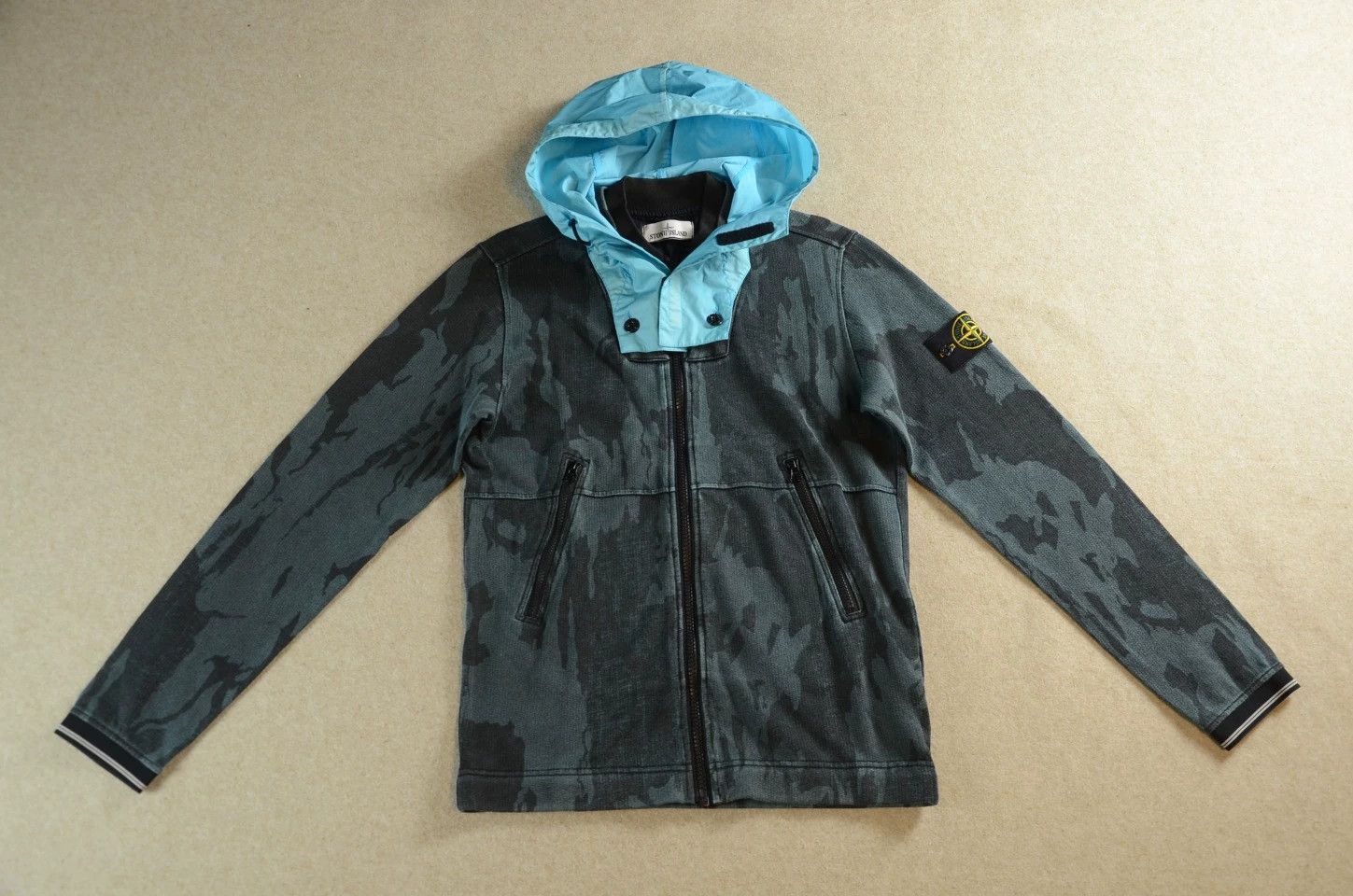 Stone Island Stone Island Camo Hooded Jacket with Patch Logo M Size US M / EU 48-50 / 2 - 1 Thumbnail