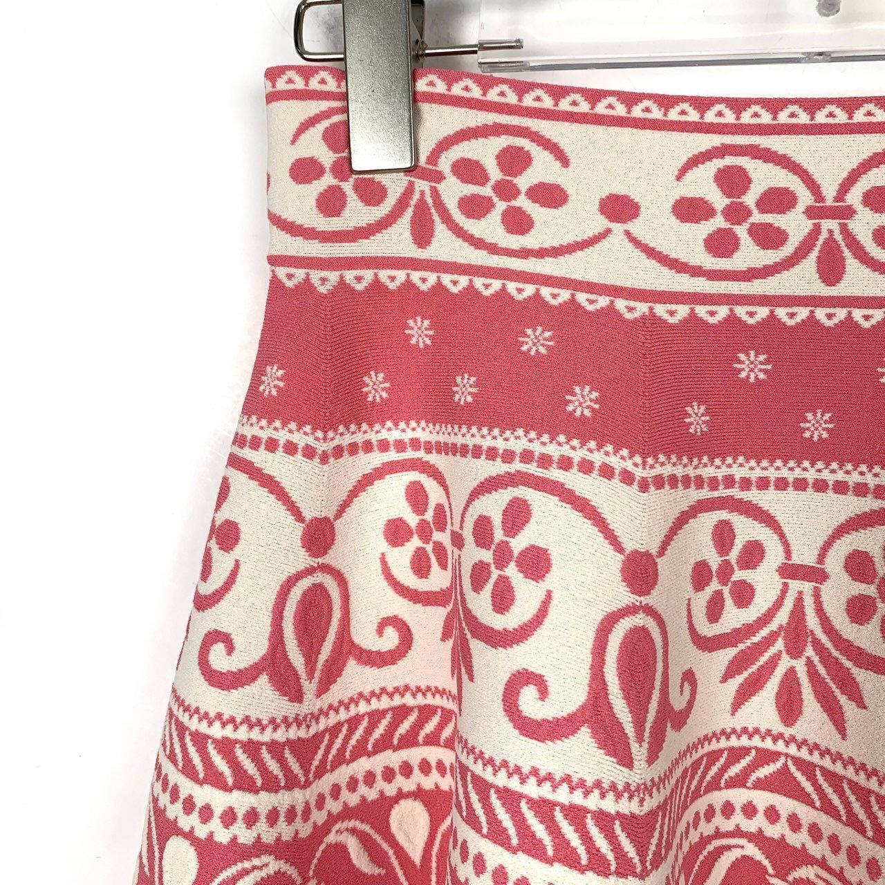 Alexander McQueen Alexander Mcqueen Pink & Cream Floral Print Knit Skirt M Siz Size 27" / US 4 / IT 40 - 7 Thumbnail