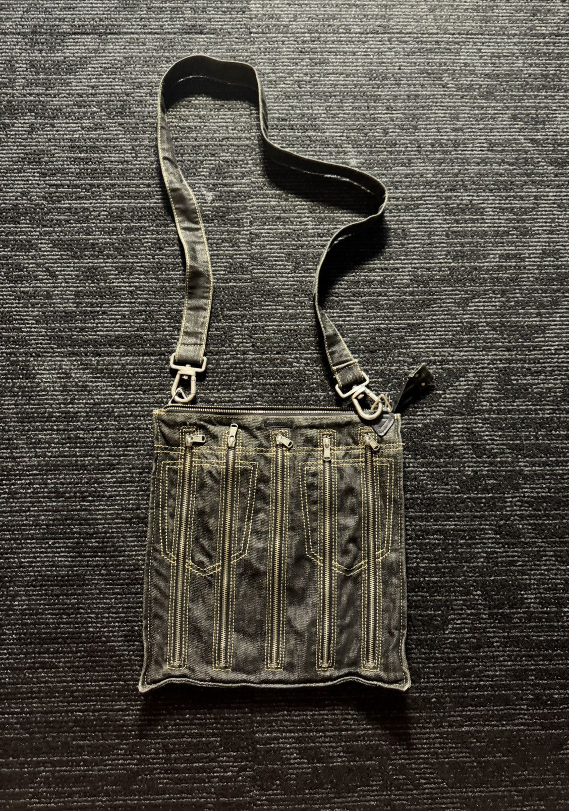 Dolce & Gabbana Vintage Dolce Gabbana Denim Messenger Bag Size ONE SIZE - 1 Thumbnail