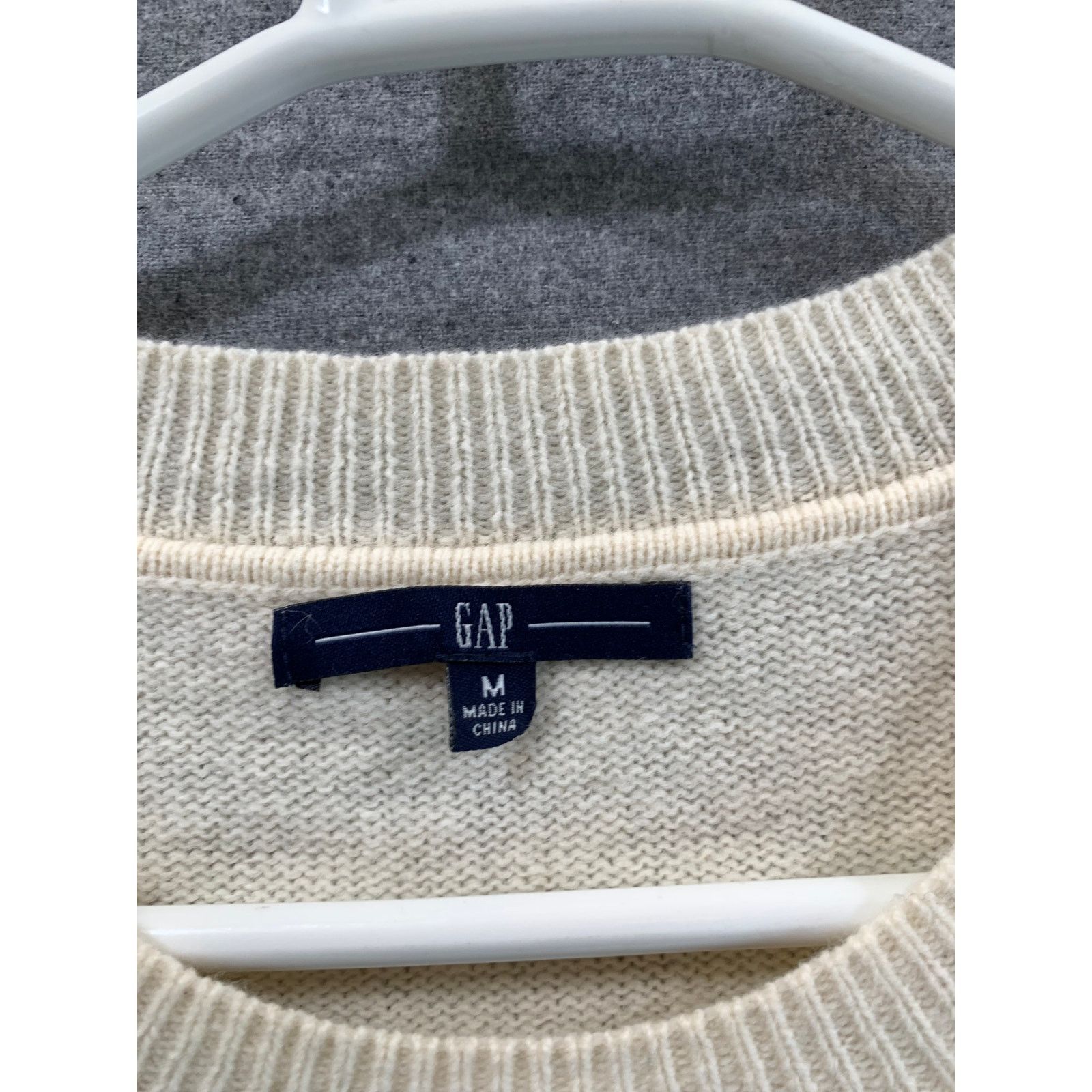 Gap Gap Sweater Womens Medium Long Sleeve Round Neck Size M / US 6-8 / IT 42-44 - 3 Thumbnail