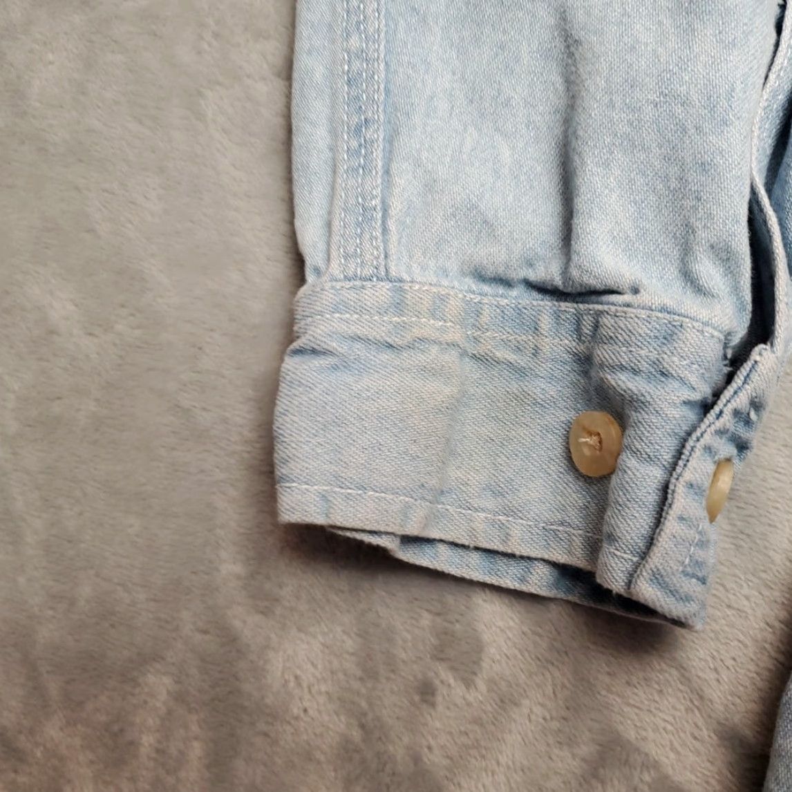 Vintage VINTAGE Arizona Jean Company Shirt Mens XL Blue Denim Work Force Embroidered 90s Shirt Mens XL Blue Denim Work Force Embroidered 90s Size US XL / EU 56 / 4 - 4 Thumbnail
