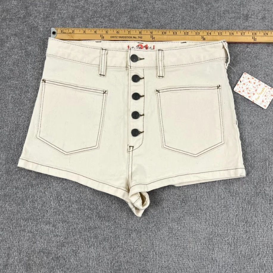 Free People FREE PEOPLE High Rise Denim Shorts Womens Size 31 White Distressed Casual NEW Size 24" / US 00 / IT 34 - 5 Thumbnail