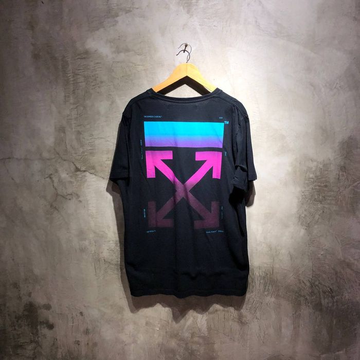 off white gradient arrow t shirt